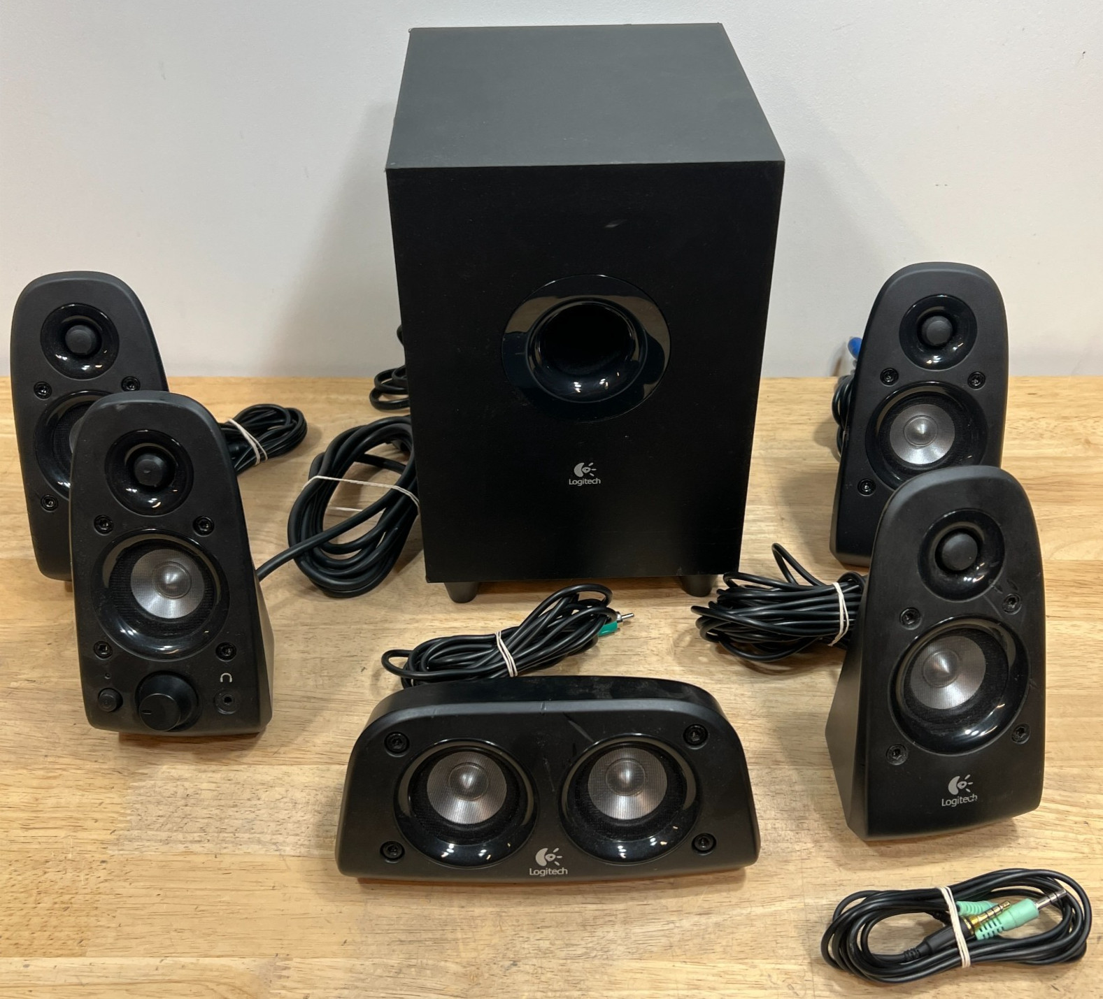 Logitech Z506 5.1 Surround Sound Home Theater PC Speaker System Tested Works