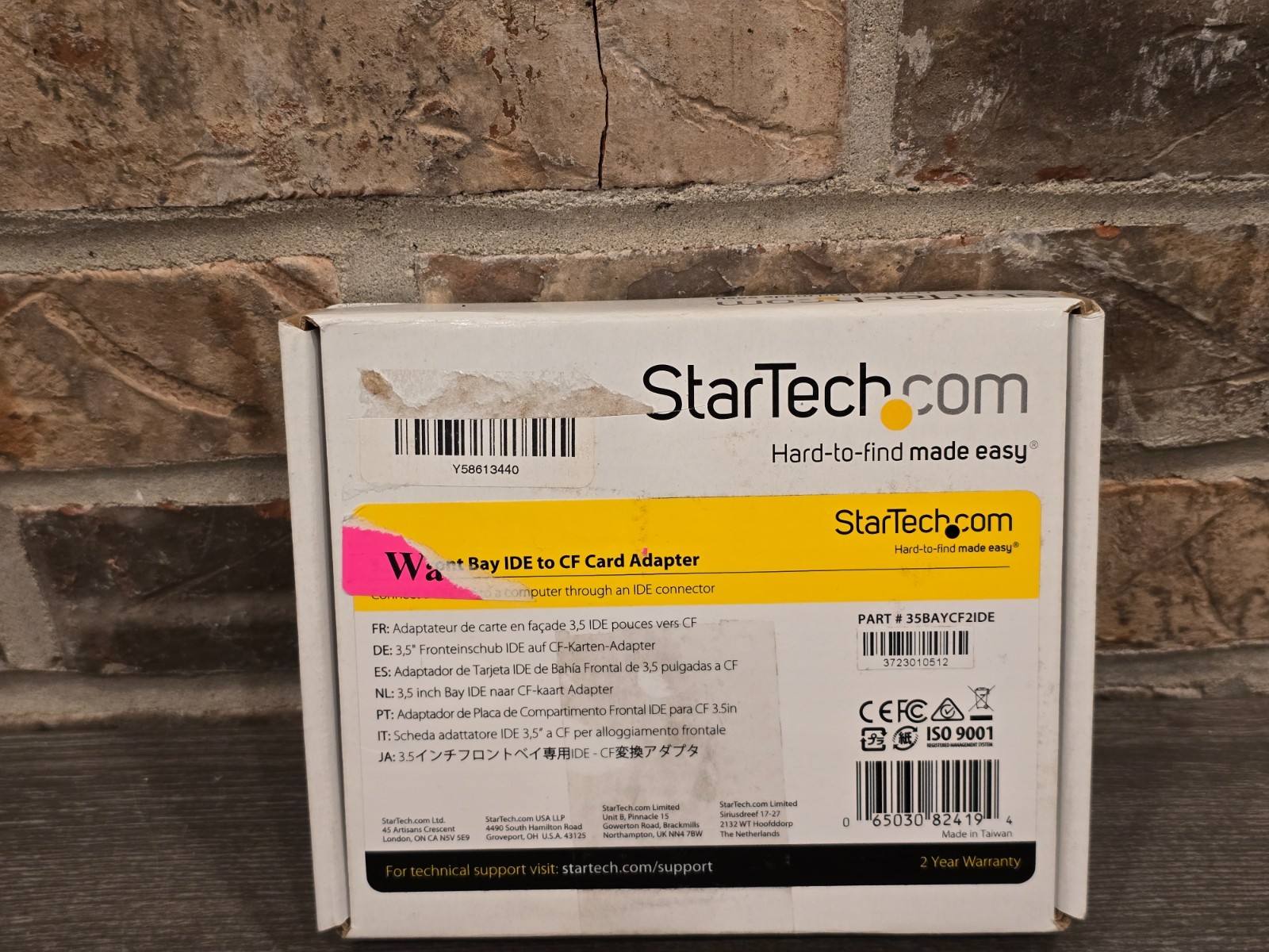 StarTech.com 35BAYCF2IDE Compact Flash Card to IDE Adapter 3.5" Bay Enclosure