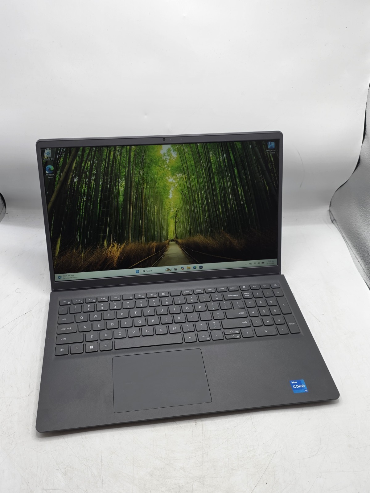 Dell Vostro 15 3510 15.6" FHD i5-1135G7 2.40GHz 8GB RAM 256GB NVMe Win11P