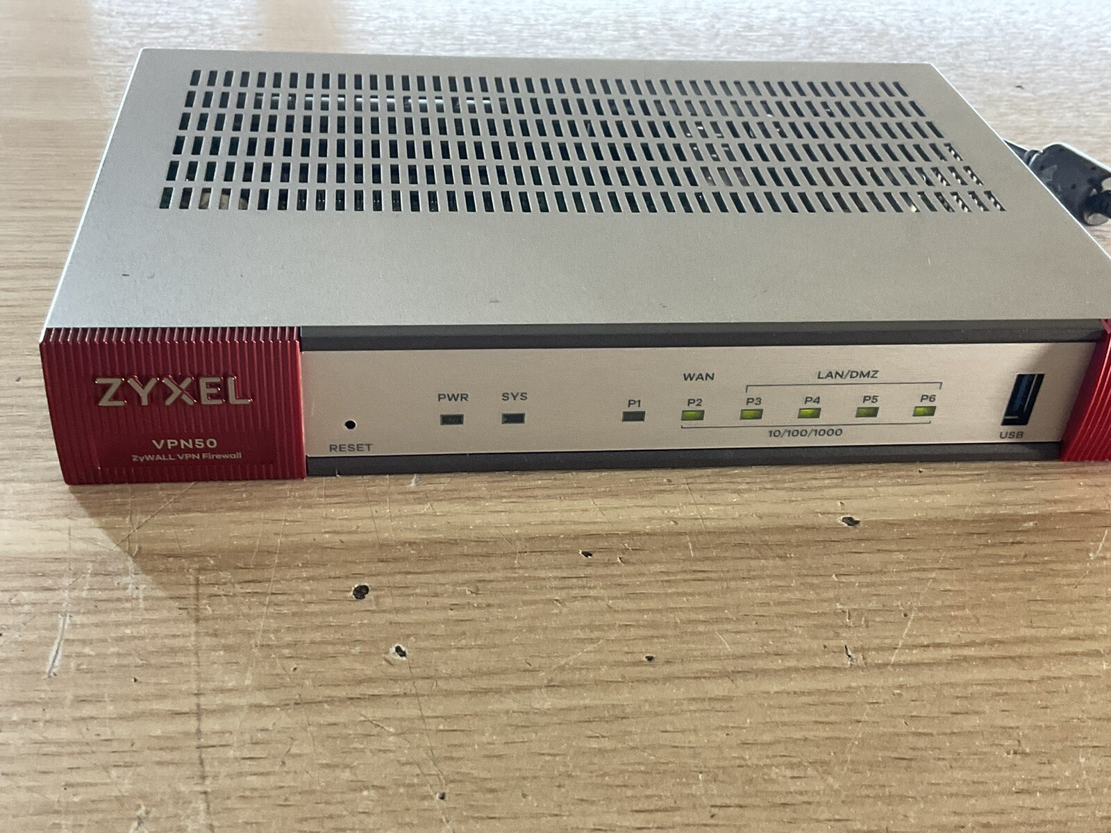 Zyxel Zywall VPN50 /Tested  To Power On Only/JUA2075