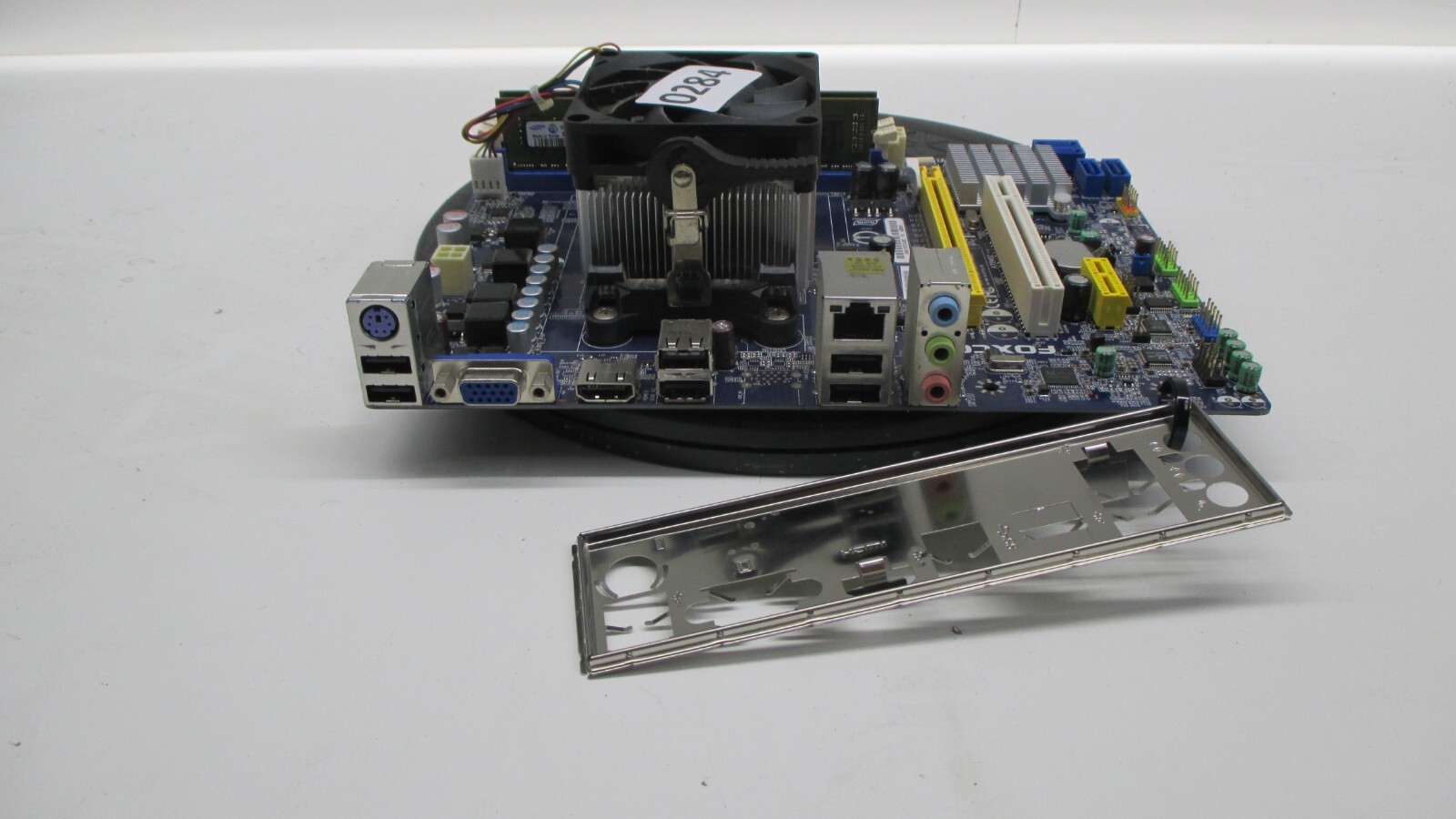 FOXCONN A75M02 Motherboard w/ AMD A6-3650 4GB Ram