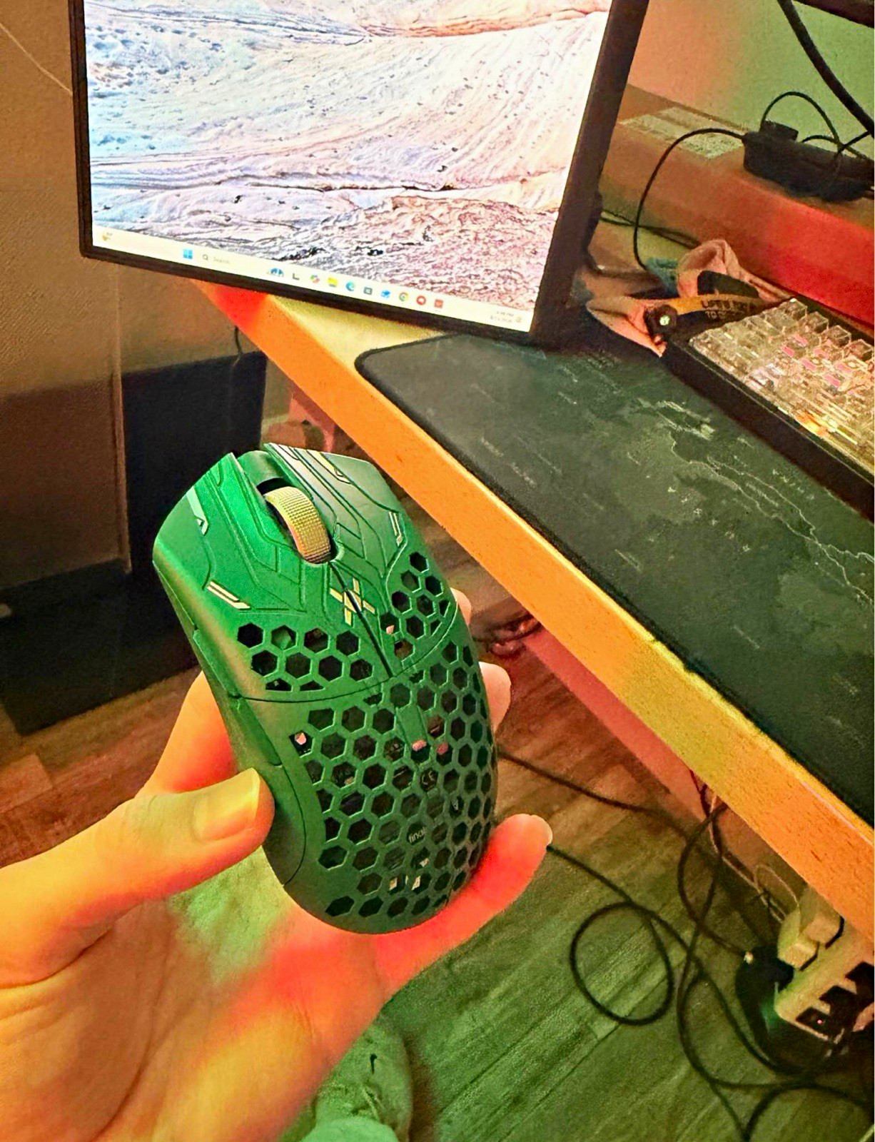 Finalmouse UltralightX Small Prophecy Tarik Green