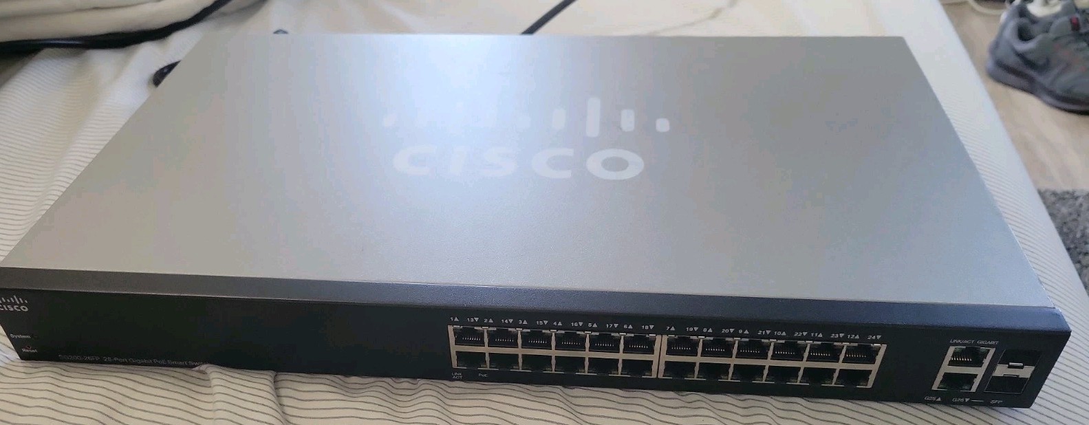 Cisco SG200-26FP 26-port Gigabit Smart Switch