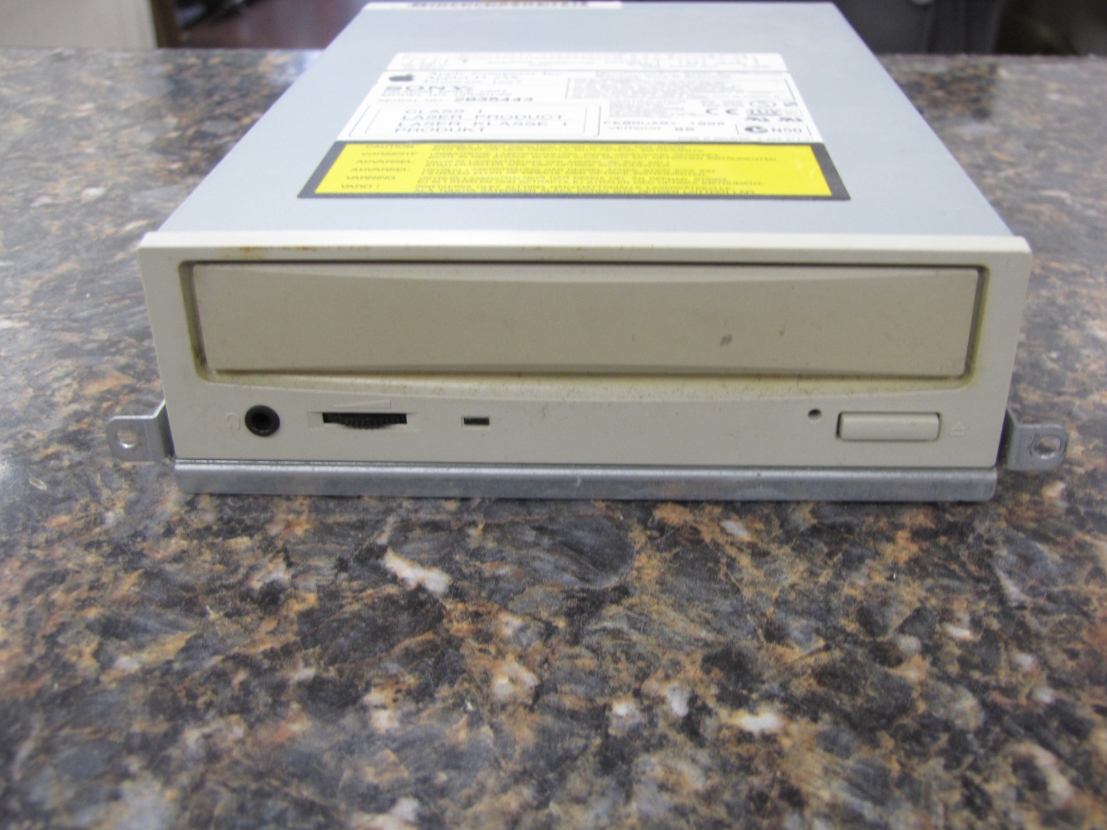 Apple CD 24X Sony CDU611-25 Firmware CD-ROM Drive Beige 1997 - IU19