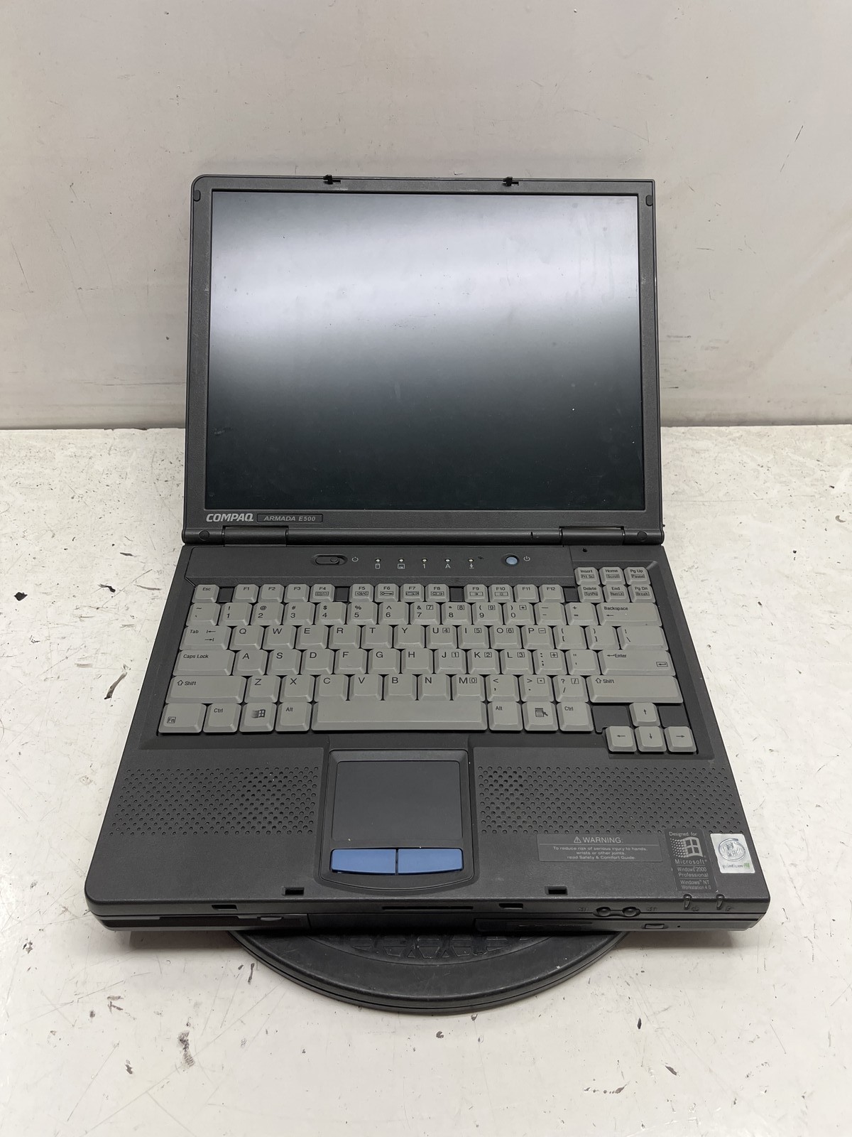 Compaq Armada E500 Intel Pentium III 650MHz 192MB NO HDD