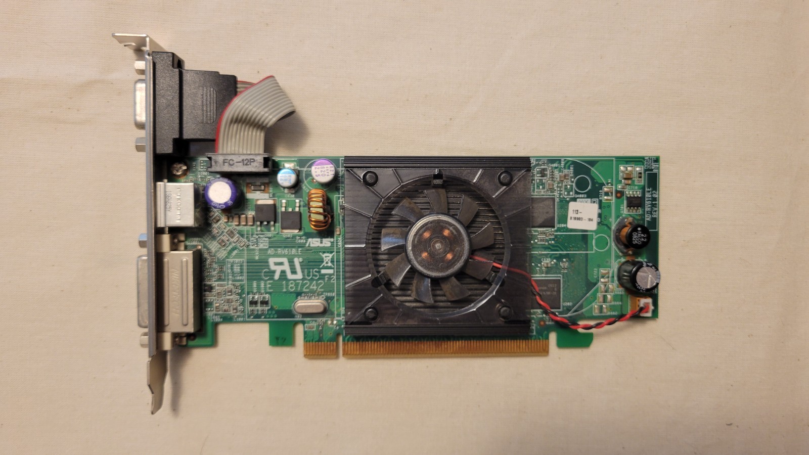 ASUS ATI RADEON PCI-E GRAPHICS VIDEO CARD AD-RV610LE
