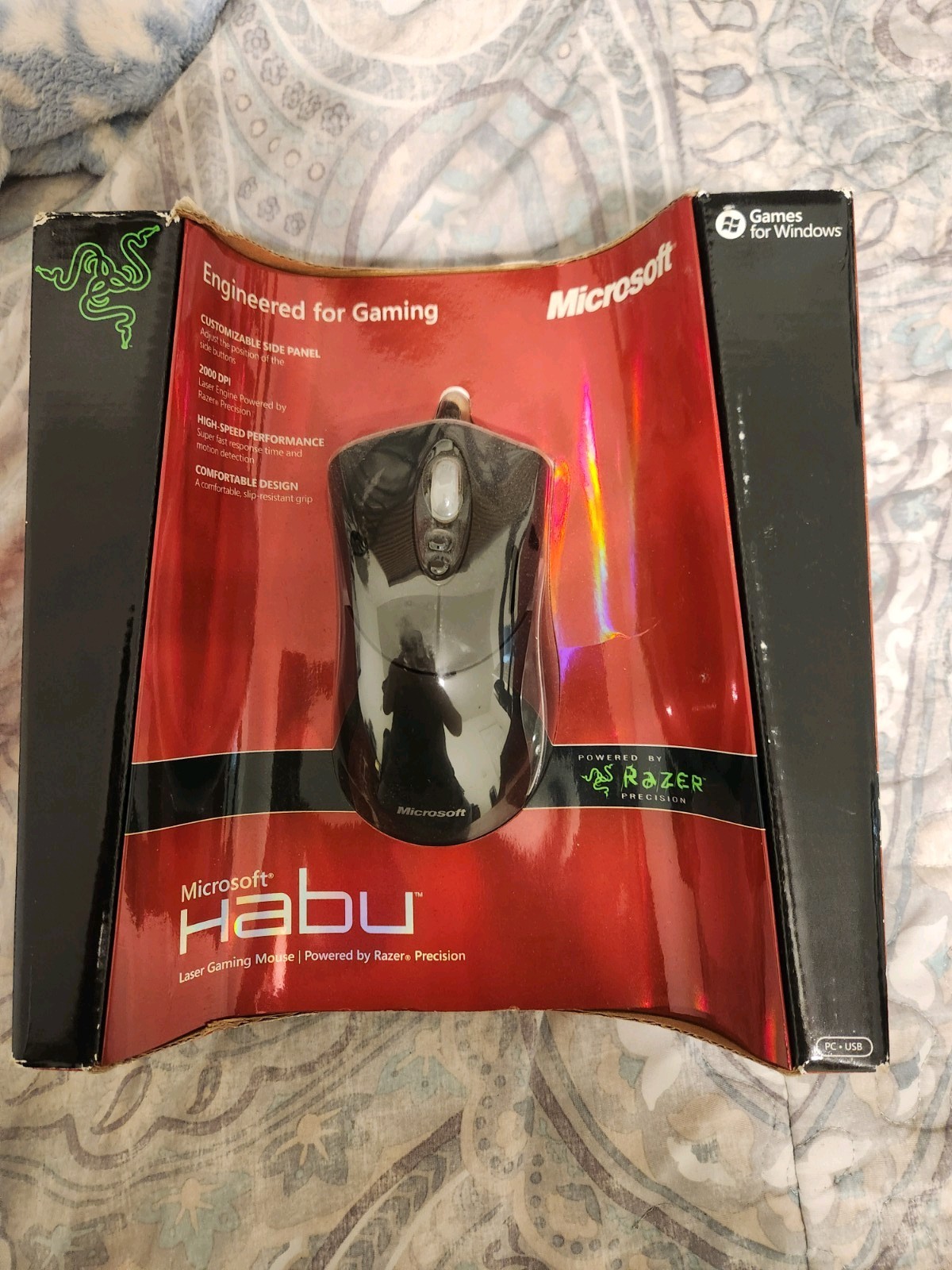 Microsoft Habu Powered by Razer Laser Gaming Mouse 2000 DPI 2006 Model, Sealed