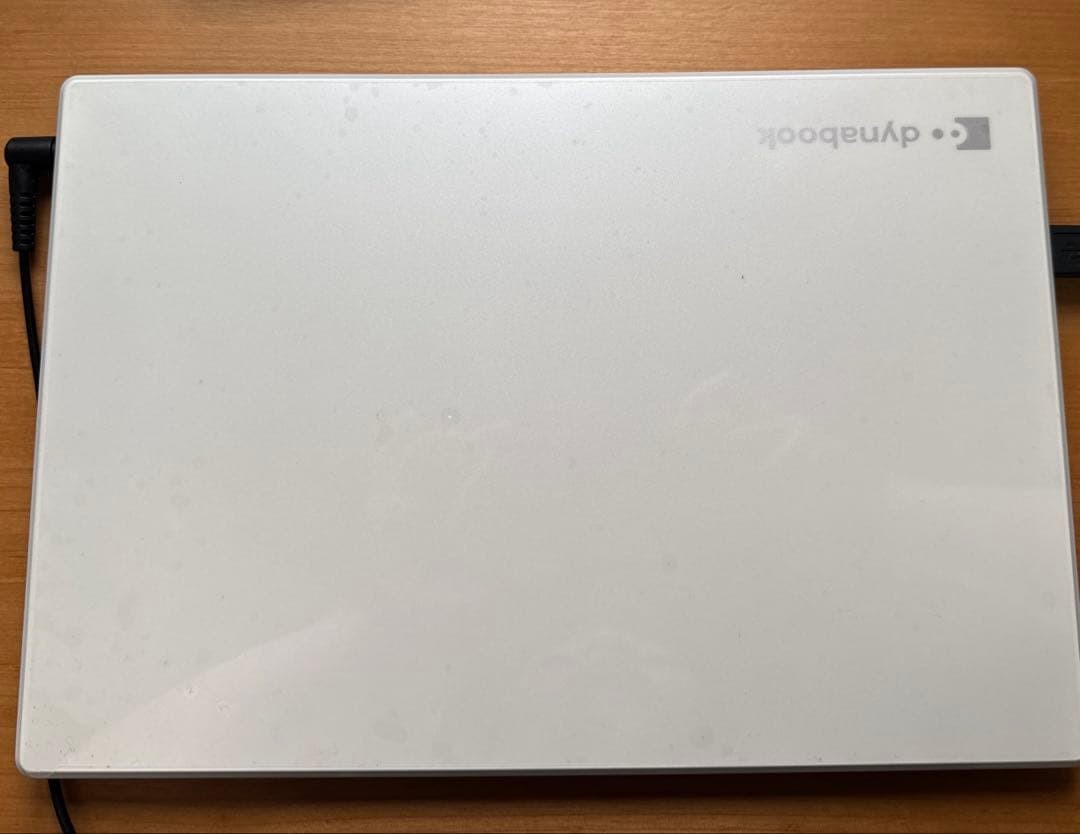 dynabook P1-G6JP-BW Lightweight Windows Laptop PC
