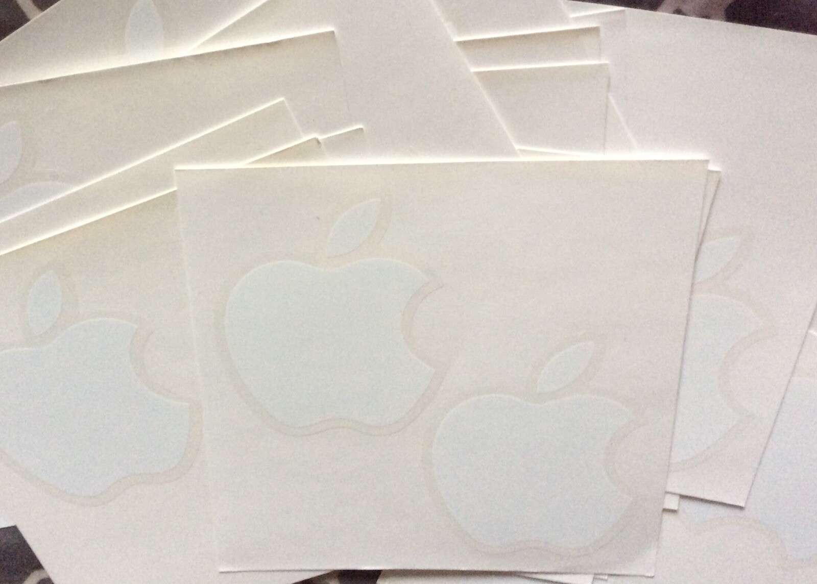 100 Apple Logo Decal White Stickers 
