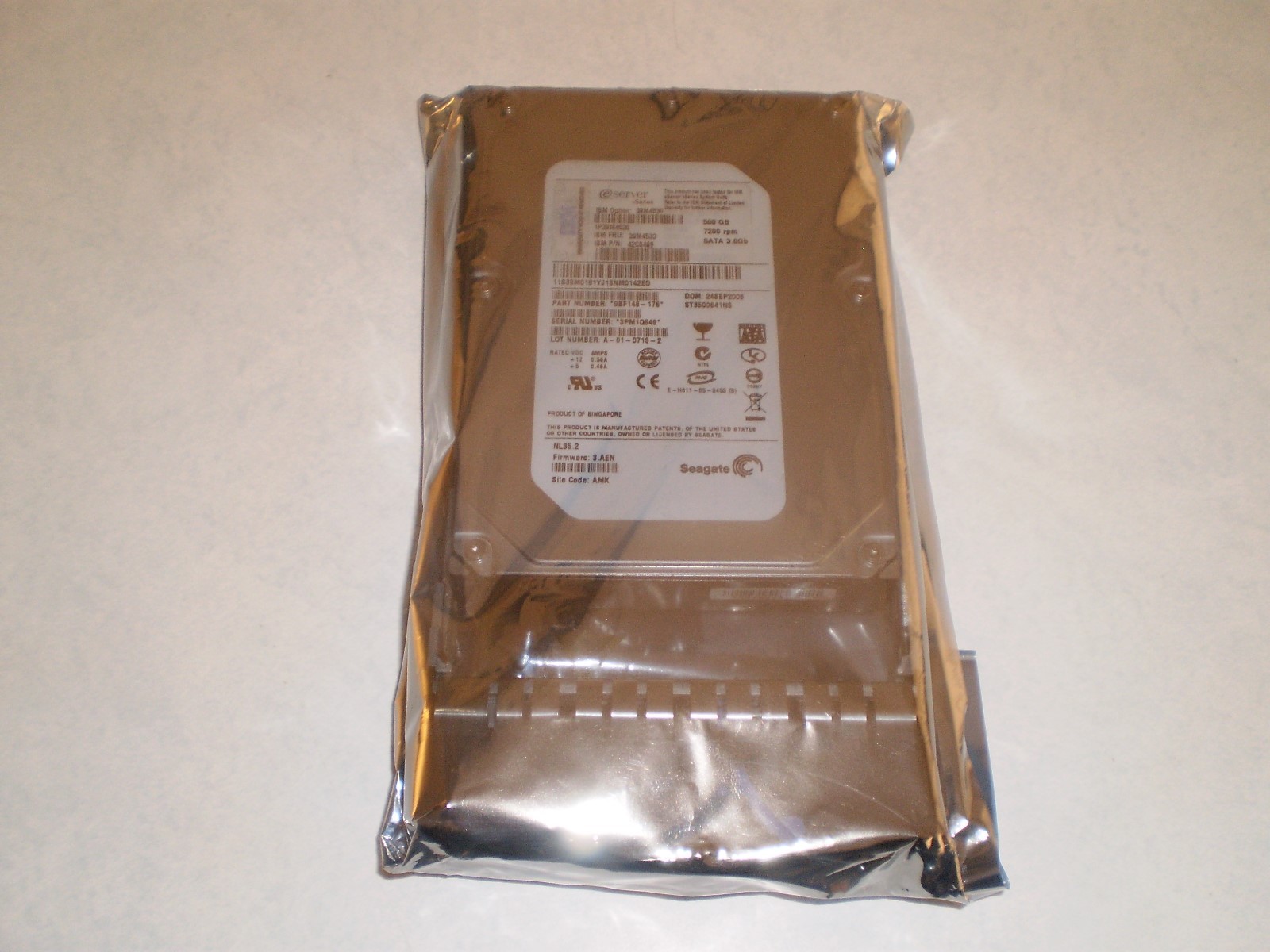 39M4530, 39M4533,42C0469    IBM 500GB SIMPLE SWAP SATA HARD DRIVE