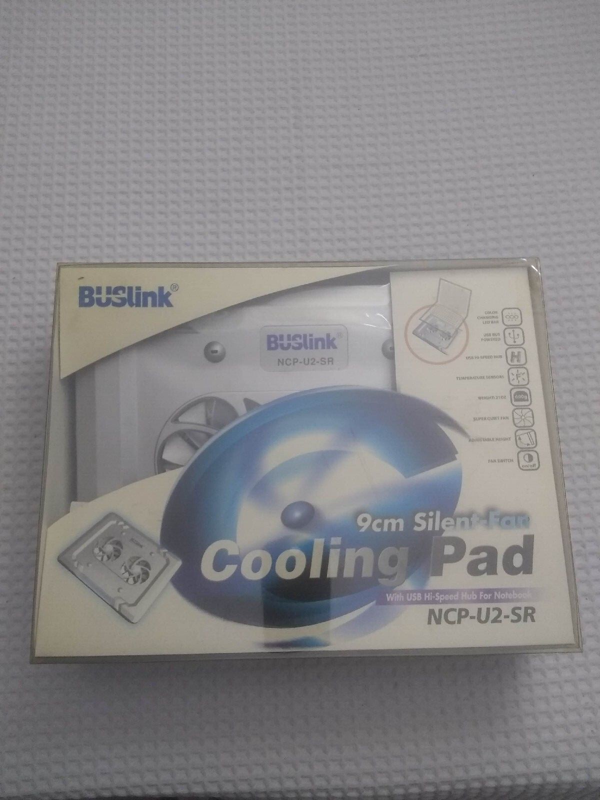 BRAND NEW - BUSLINK Cooling Pad WITH USB HUB