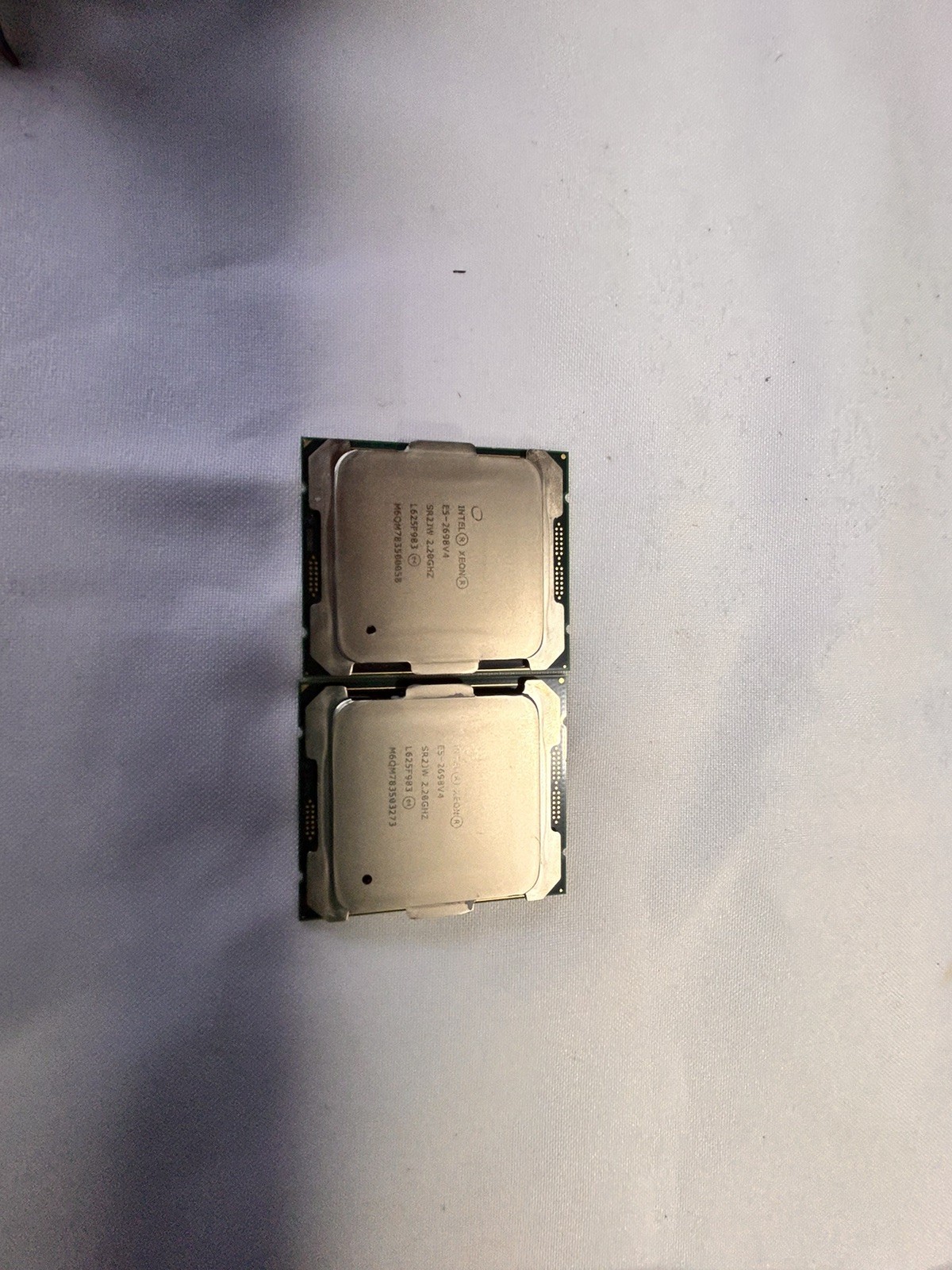 Matched Pair _ Intel Xeon E5-2698 V4 2.2GHz 20-Core Processor CPU LGA2011 SR2JW