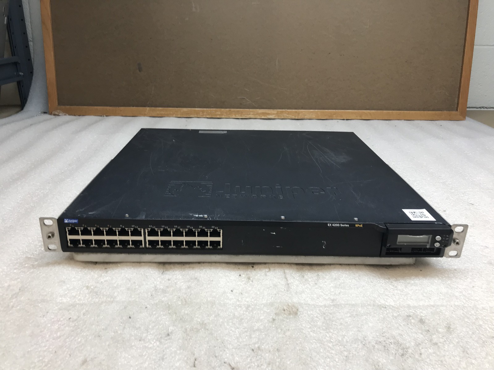 Juniper EX4300-32F 32-Port SFP Gigabit Switch EX 4300 w/ Rack Ears