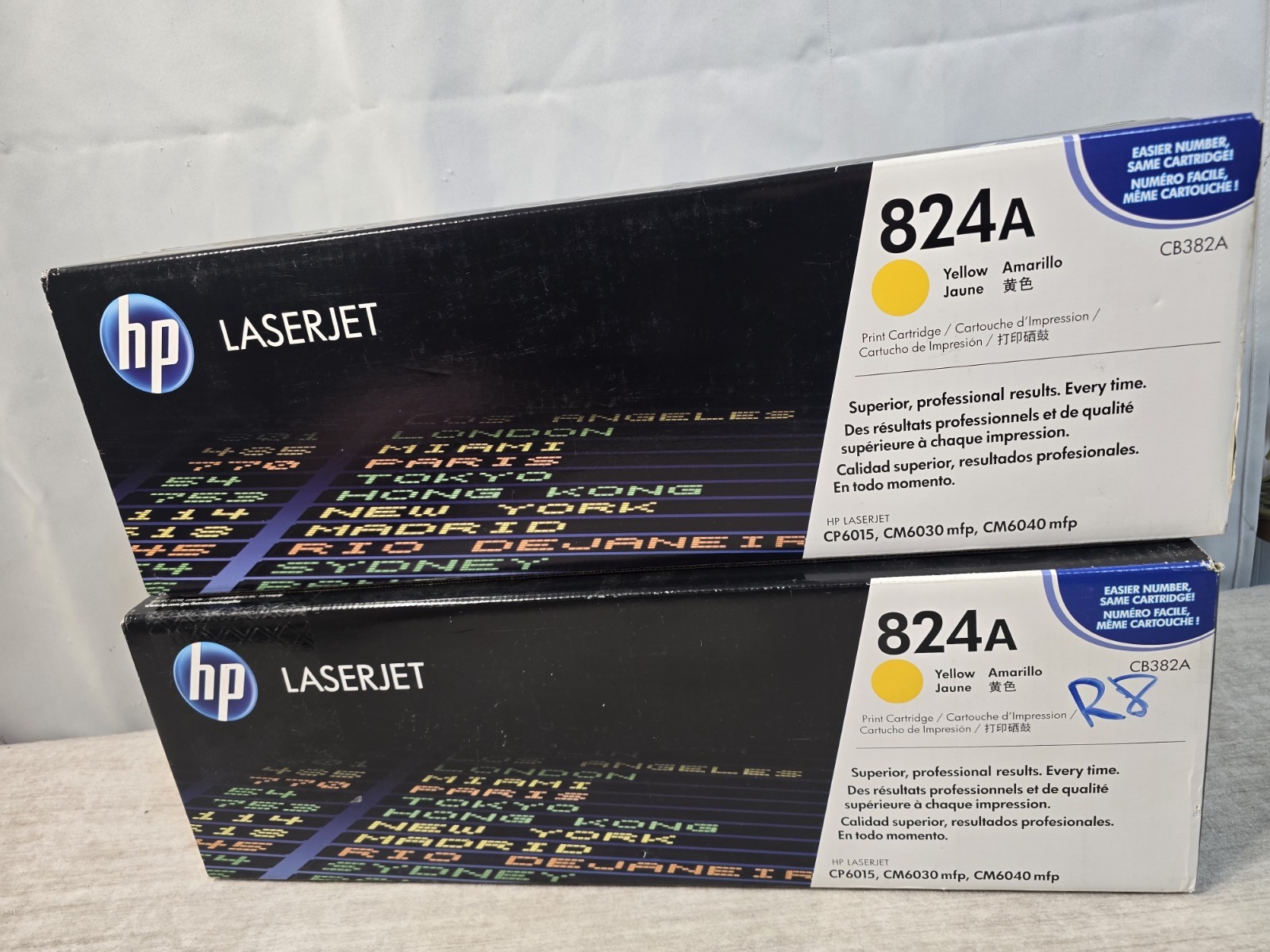Set Of 2 Genuine HP Laserjet Cartridge 824A Yellow  CB382A Sailed