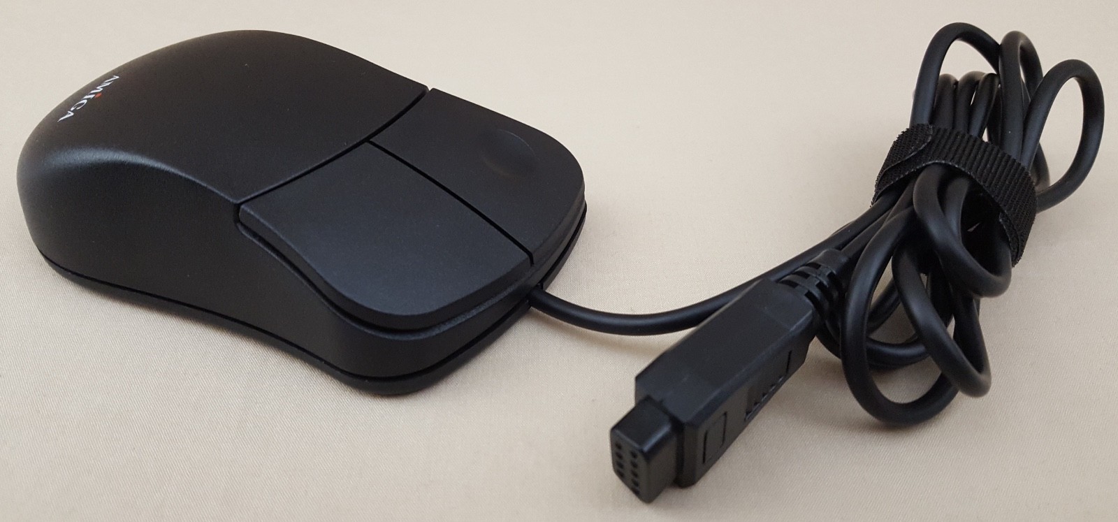BLACK 2-Button 9pin Amiga Mouse for ANY Commodore Amiga 500 1200 2000 3000 4000