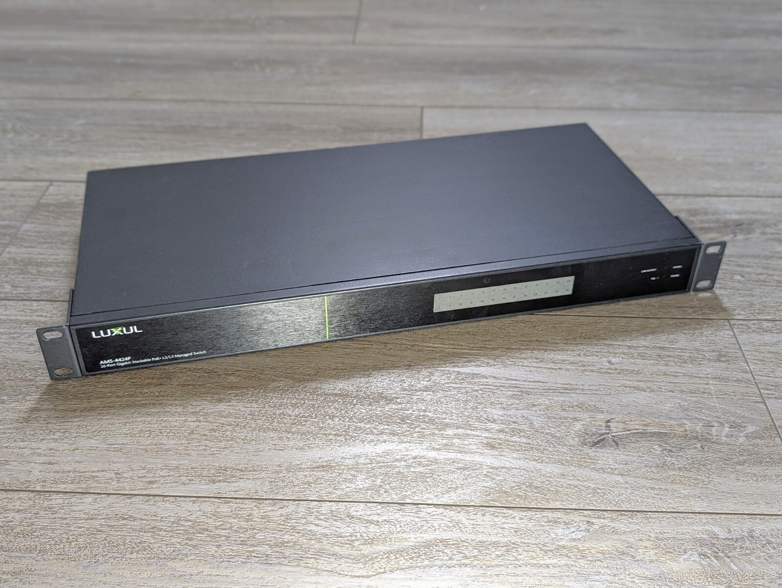 Luxul AMS-4424P AV Series 26 Port/24 PoE+ Stackable L2/L3 Managed Switch