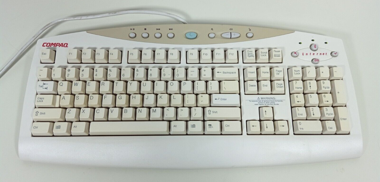 Vintage Compaq Presario Keyboard SK-2700 GYUR79SK Wired Beige PS/2 - Tested