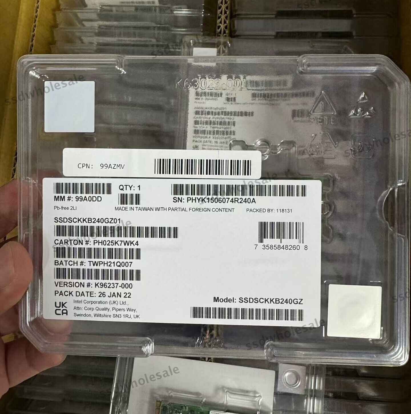 Intel D3 S4520 Series 240GB M.2 2280 SATA 6Gbs SSDSCKKB240GZ01 Solid State Drive