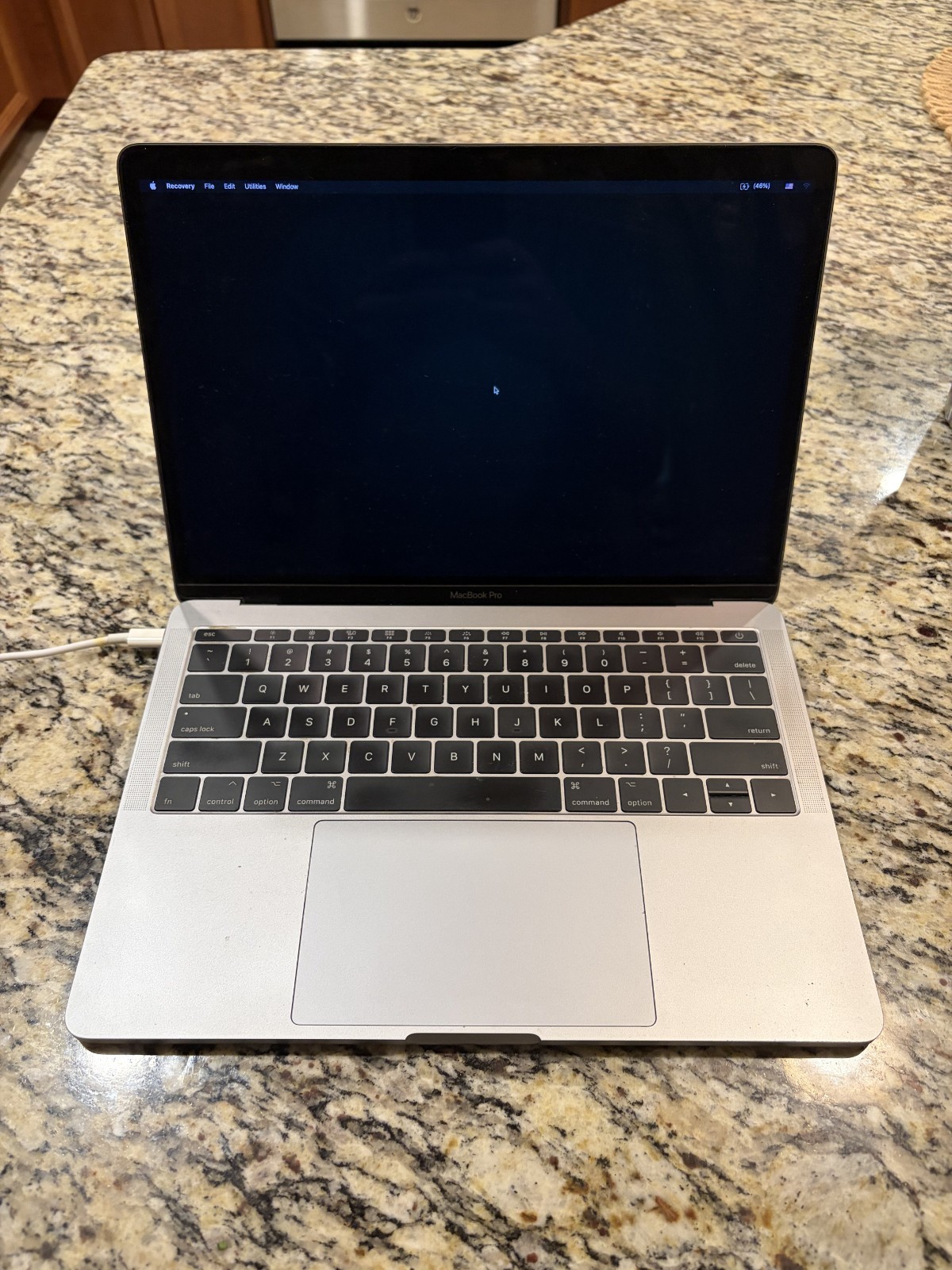 2017 Apple MacBook Pro 13-inch – FOR PARTS / REPAIR