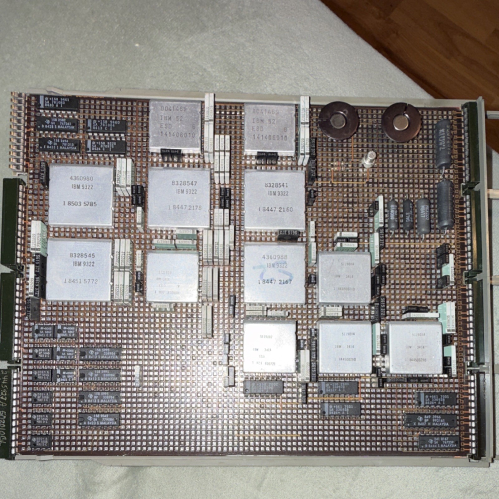 IBM 9322, 3414, 52 Vintage Memory Board Computer Circuit