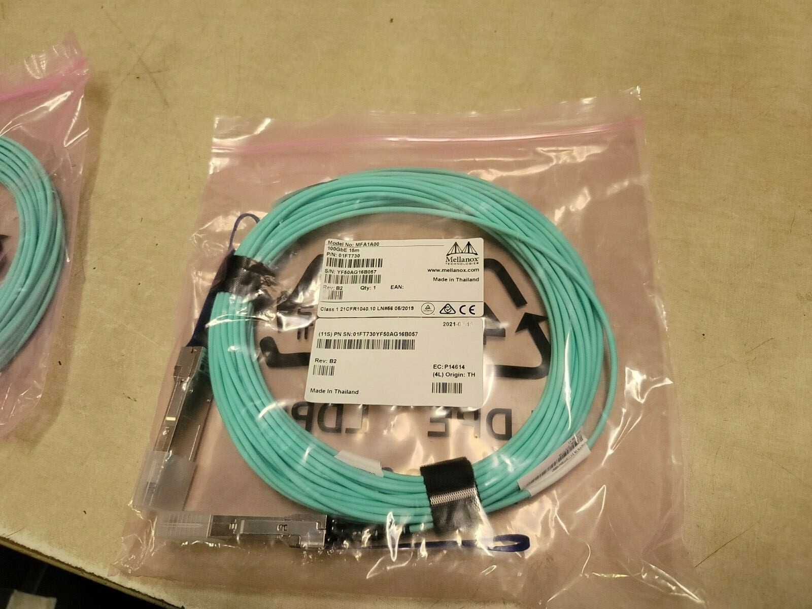 MFA1A00 01FT730 Mellanox AOC Cable IB EDR up to 100Gb/s QSFP 15M 