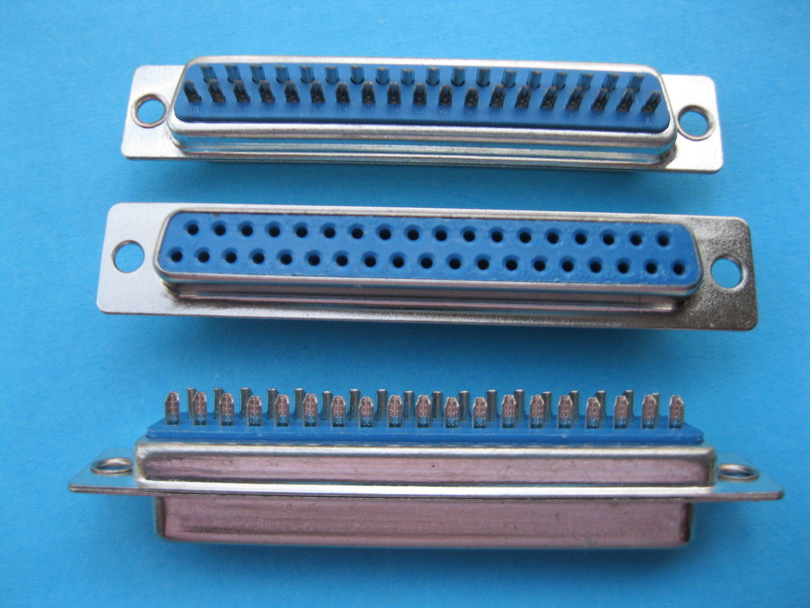 25 pcs D-sub 37 pin Female 2 Rows Solder Type Connector NEW