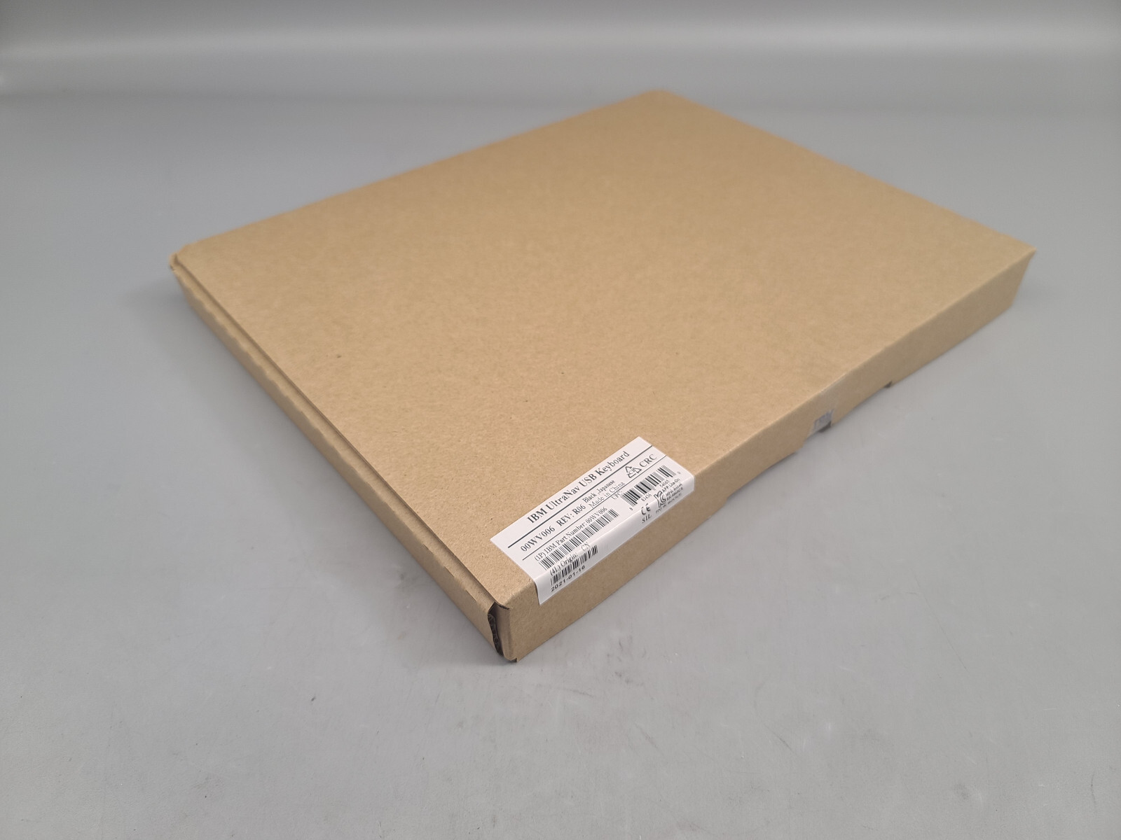 IBM SK-8845CR Spacesaver Ultranav USB Keyboard w/integrated trackpointing device
