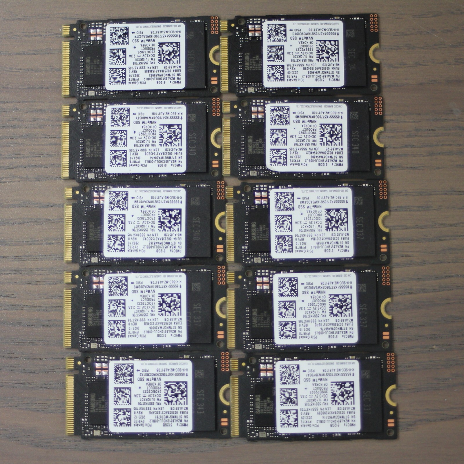 Lot of 10 Samsung PM9C1a 512GB M.2 2242 NVMe PCIe Gen4x4 SSD MZ-AL8512B