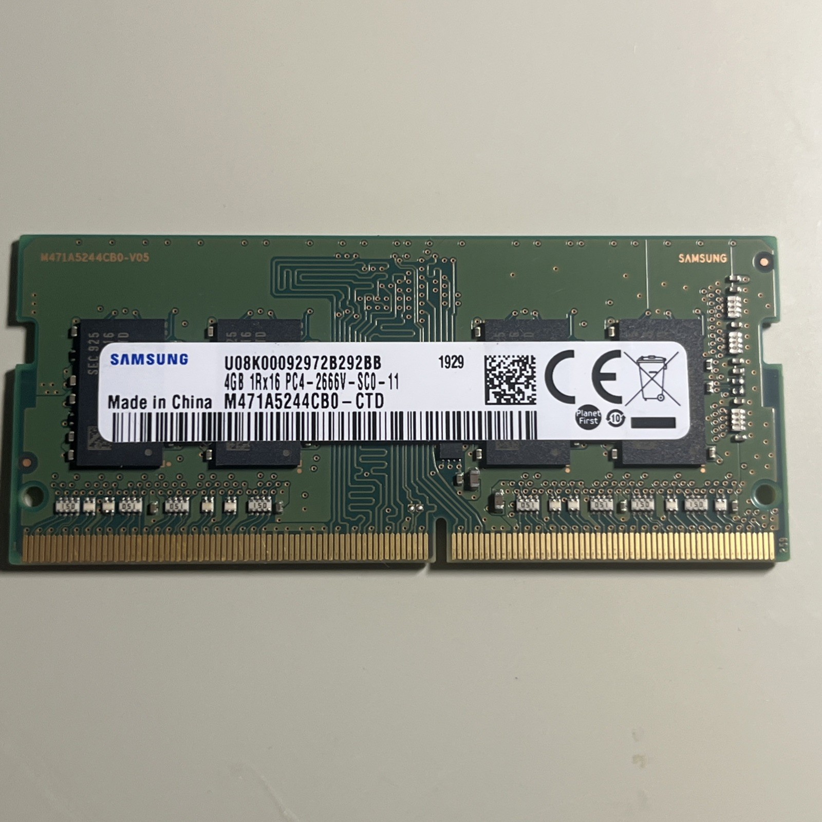 Samsung 4GB DDR4 2666 MHz PC4-21300 SODIMM Laptop Memory RAM (M471A5244CB0-CTD)
