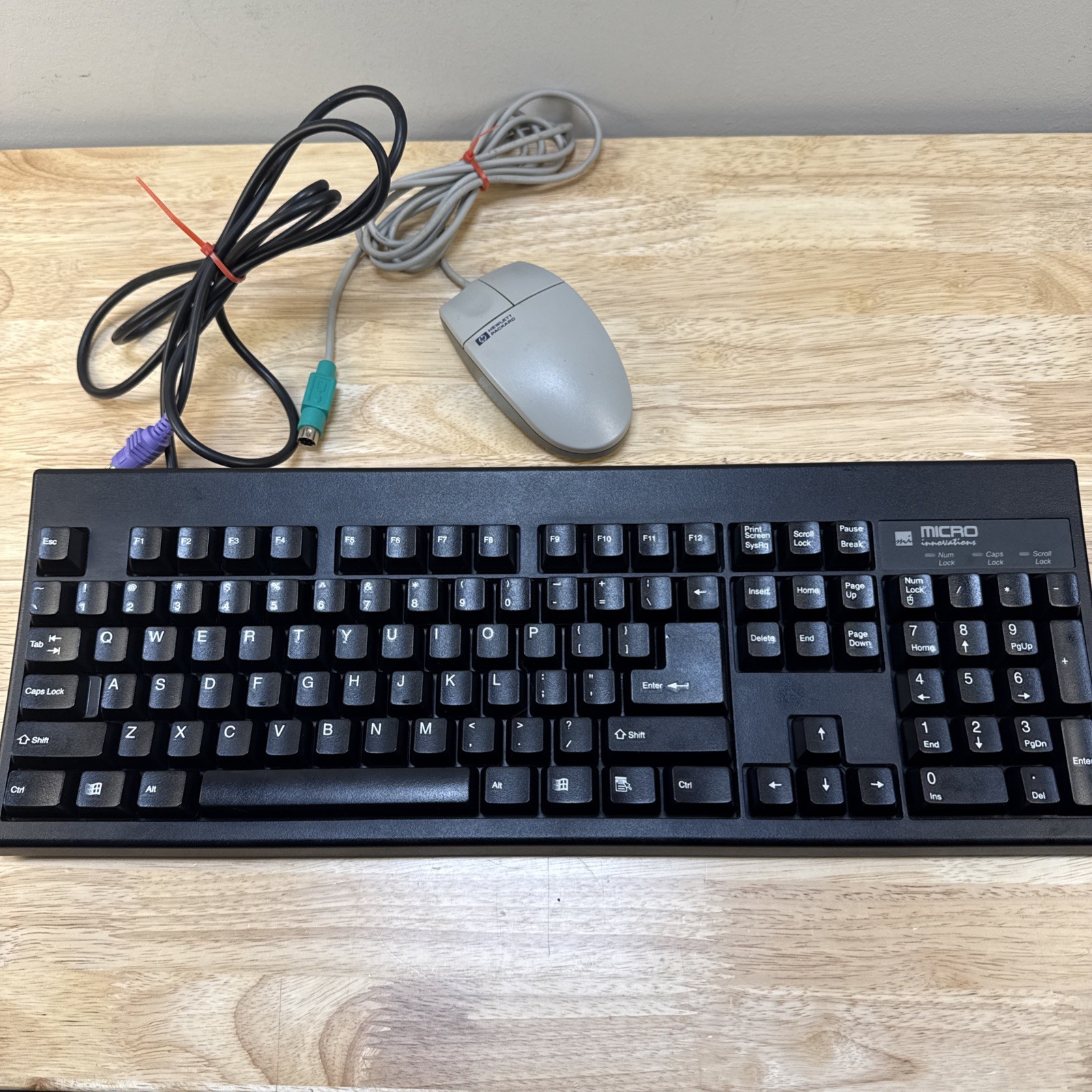 Micro Innovations AT / PS2 Wired Keyboard KB-2961 -AND- HP M-S34 Mouse