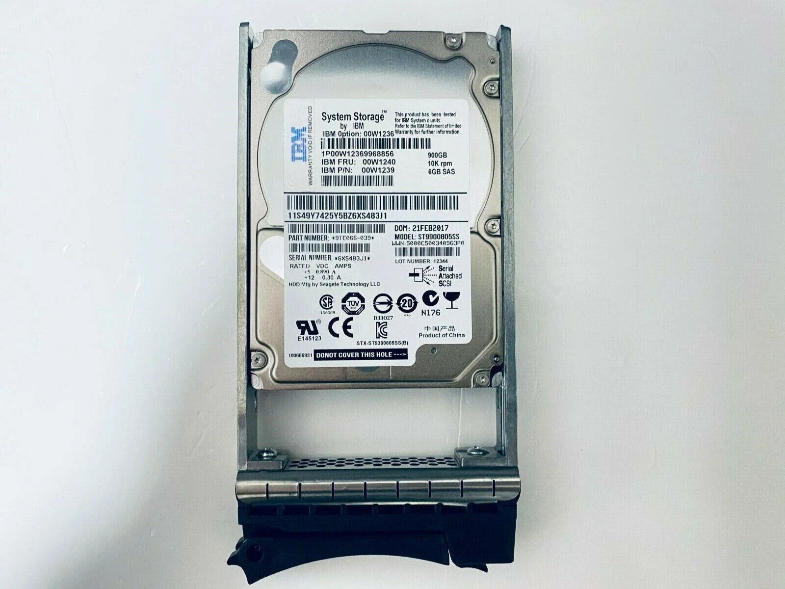 IBM 00W1236 00W1240 00W1239 900GB SAS 6Gbps 10K RPM 2.5" Hard Drive for DS3524