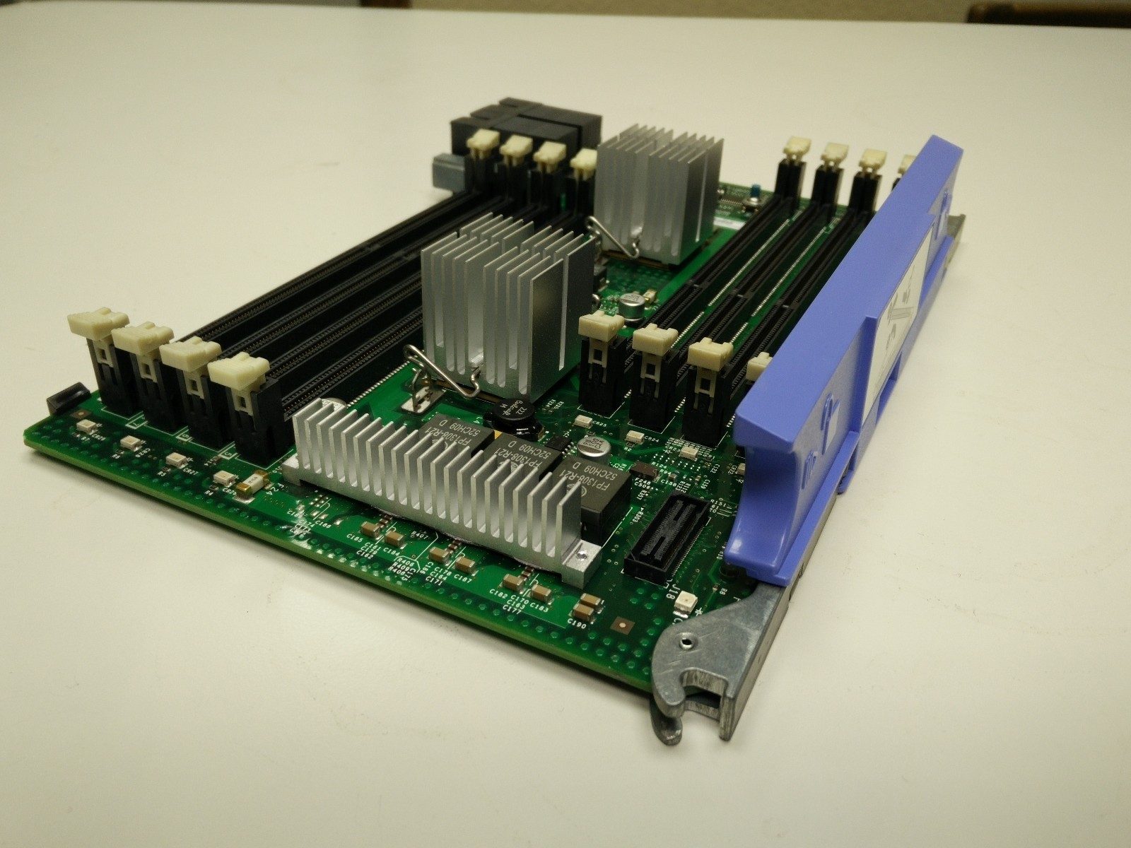 IBM 46M0001 x3850 X5 & x3950 X5 Memory Expansion card 59Y6191