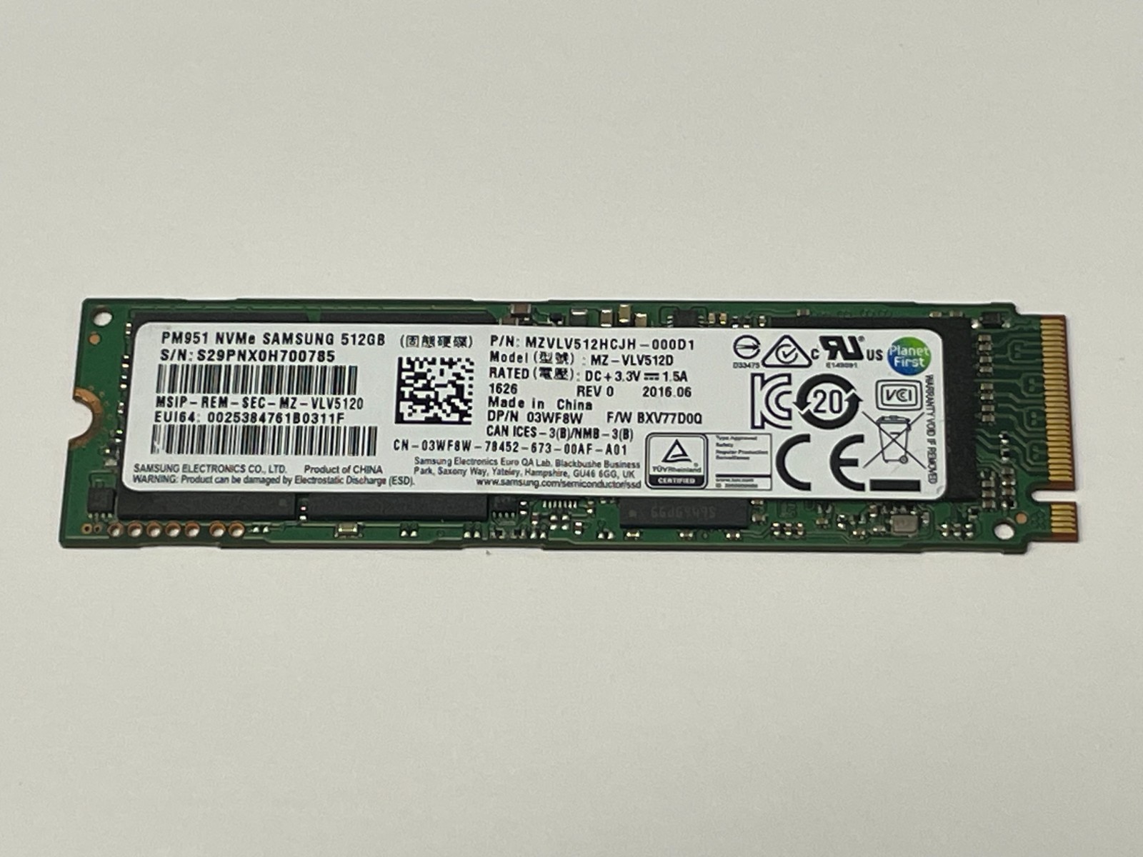 Samsung 512GB PM951 NVMe m.2 SSD Solid State Drive MZVLV512HCJH-000D1 MZ-VLV512D