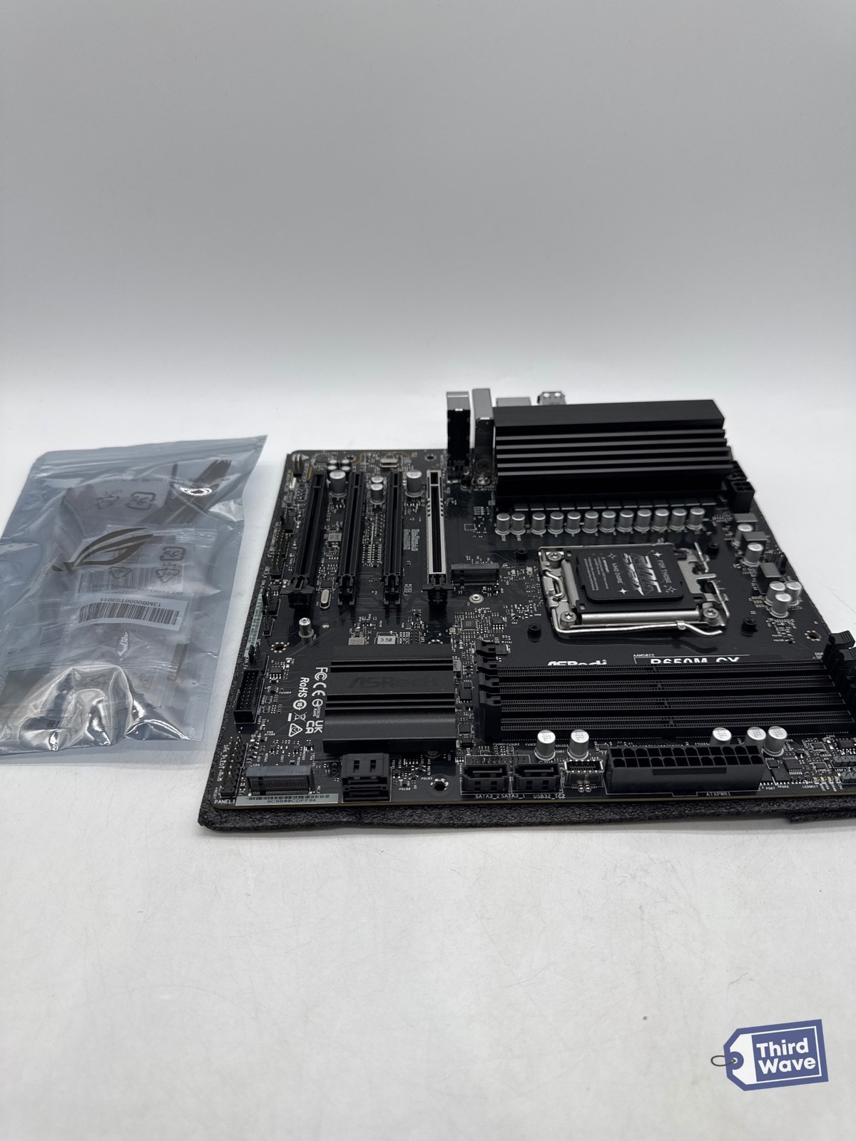 ASRock B650M-CX Micro-ATX AMD AM5 Motherboard with DDR5 Support and Wi-Fi 6E