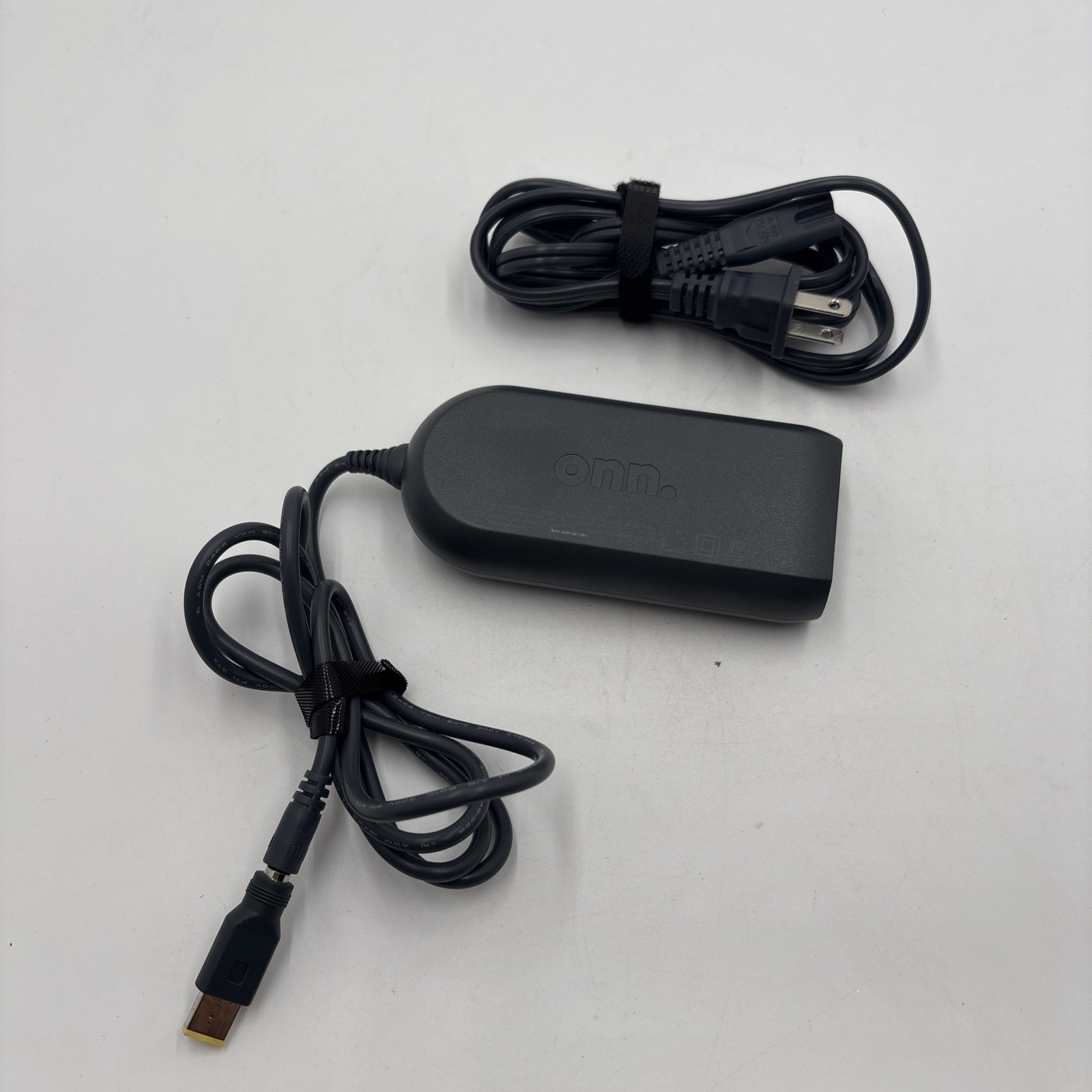 Onn Switching Adapter ADS-90SL-19A-2 19090E Laptop AC Power Adapter Charger