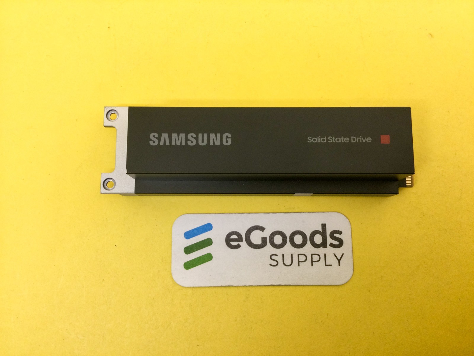MZ-OL23T8A Samsung PM9A3 3.84TB PCIe 4.0 x4 NVMe E1.S 9.5mm SSD