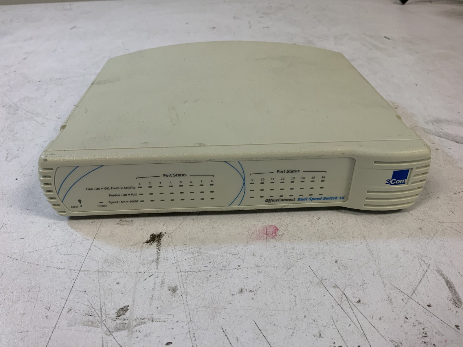 3Com 3C16735B OfficeConnect 16-Port Dual Speed Network Switch, White "N6B"