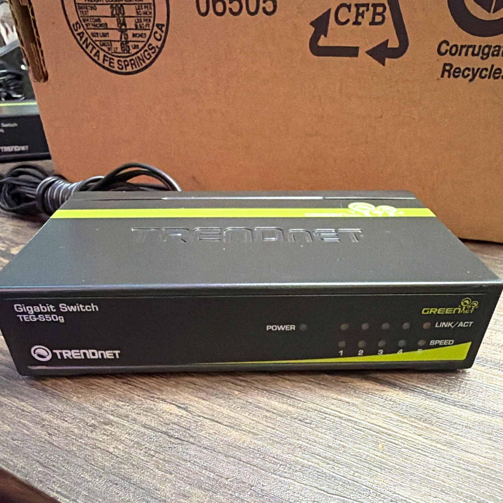 TRENDnet GreenNet TEG-S50g 5-Port Gigabit Unmanaged RJ-45 Ethernet Switch #1