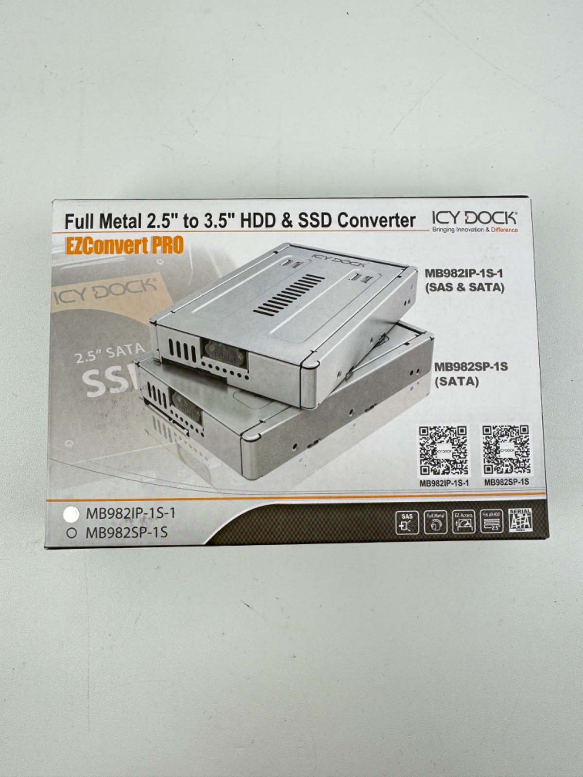 Icy Dock MB982IP-1S-1 Full Metal 2.5in to 3.5in SAS HDD & SSD Converter