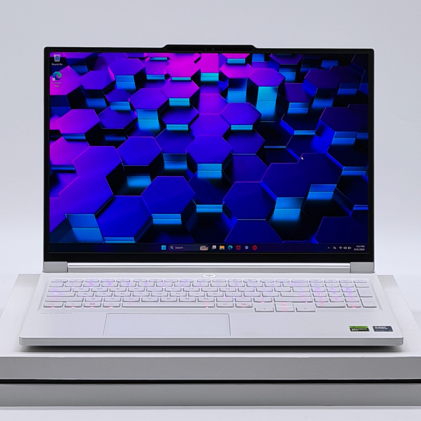 Lenovo Legion 7i Gen 10 16 165Hz QHD+ 2.4 GHz Ultra 7 255HX 32GB 1TB SSD RTX