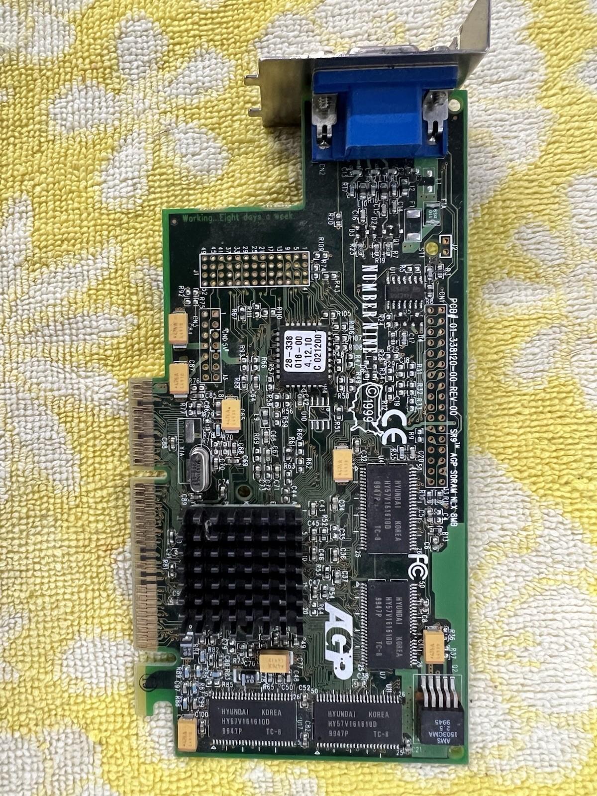 Number Nine SR9 S3 Savage4 LT 8MB AGP VGA Video Card 01-338120-00 Vintage 1999
