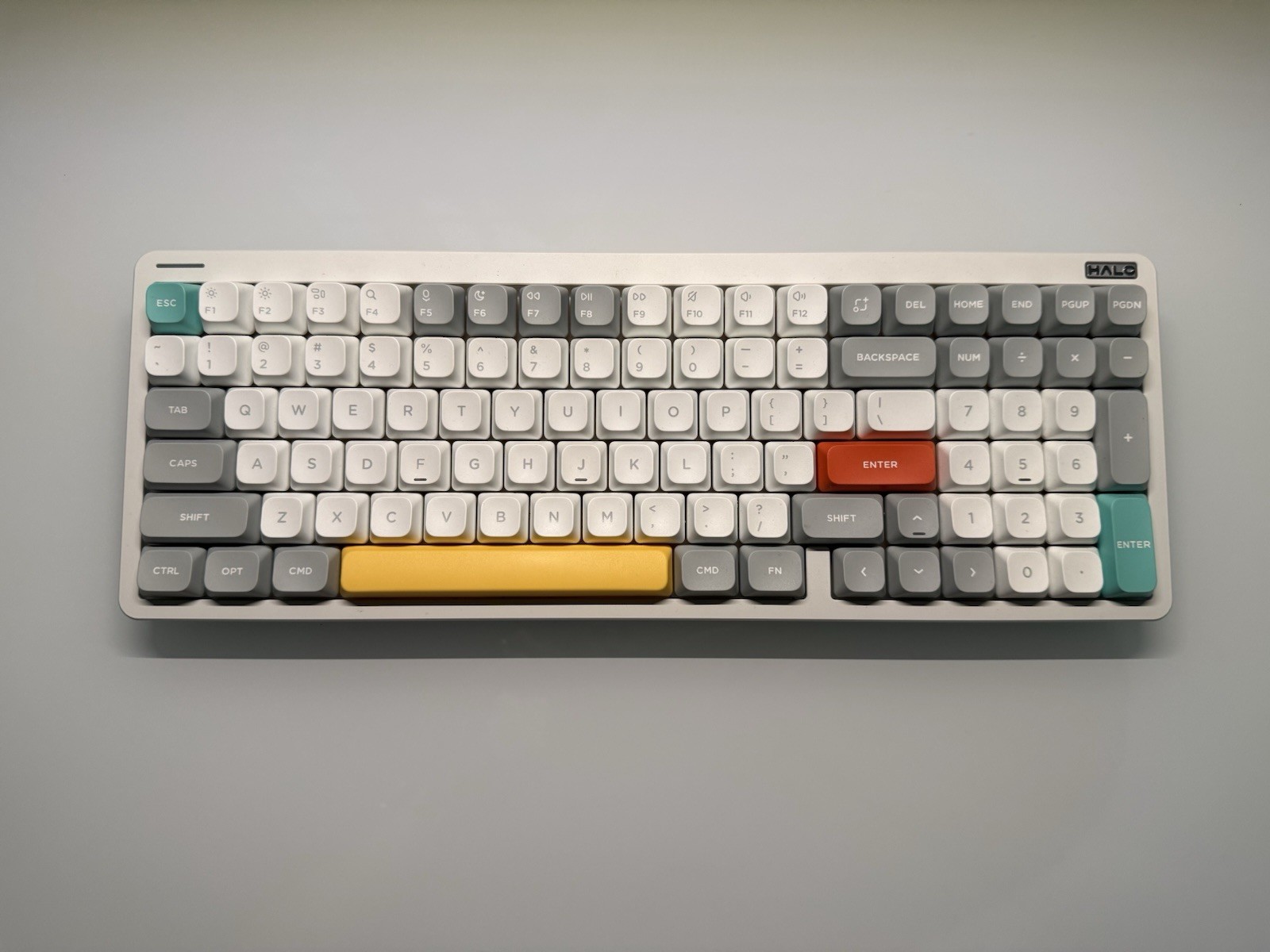 Nuphy Halo96 V2 Wireless Gaming Keyboard White, 96% Hot-Swappable