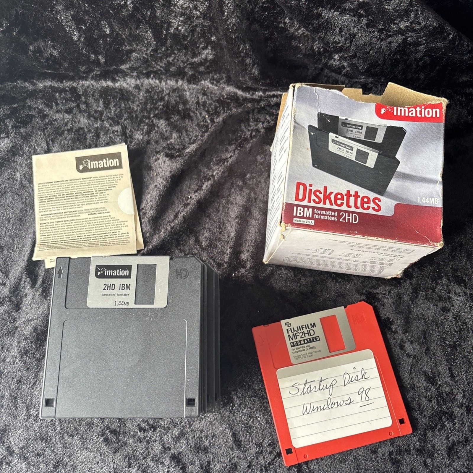 Box of 20 Imation IBM Formatted 2HD 3.5" Floppy Disk 1.44MB + 1 Fujifilm Windows