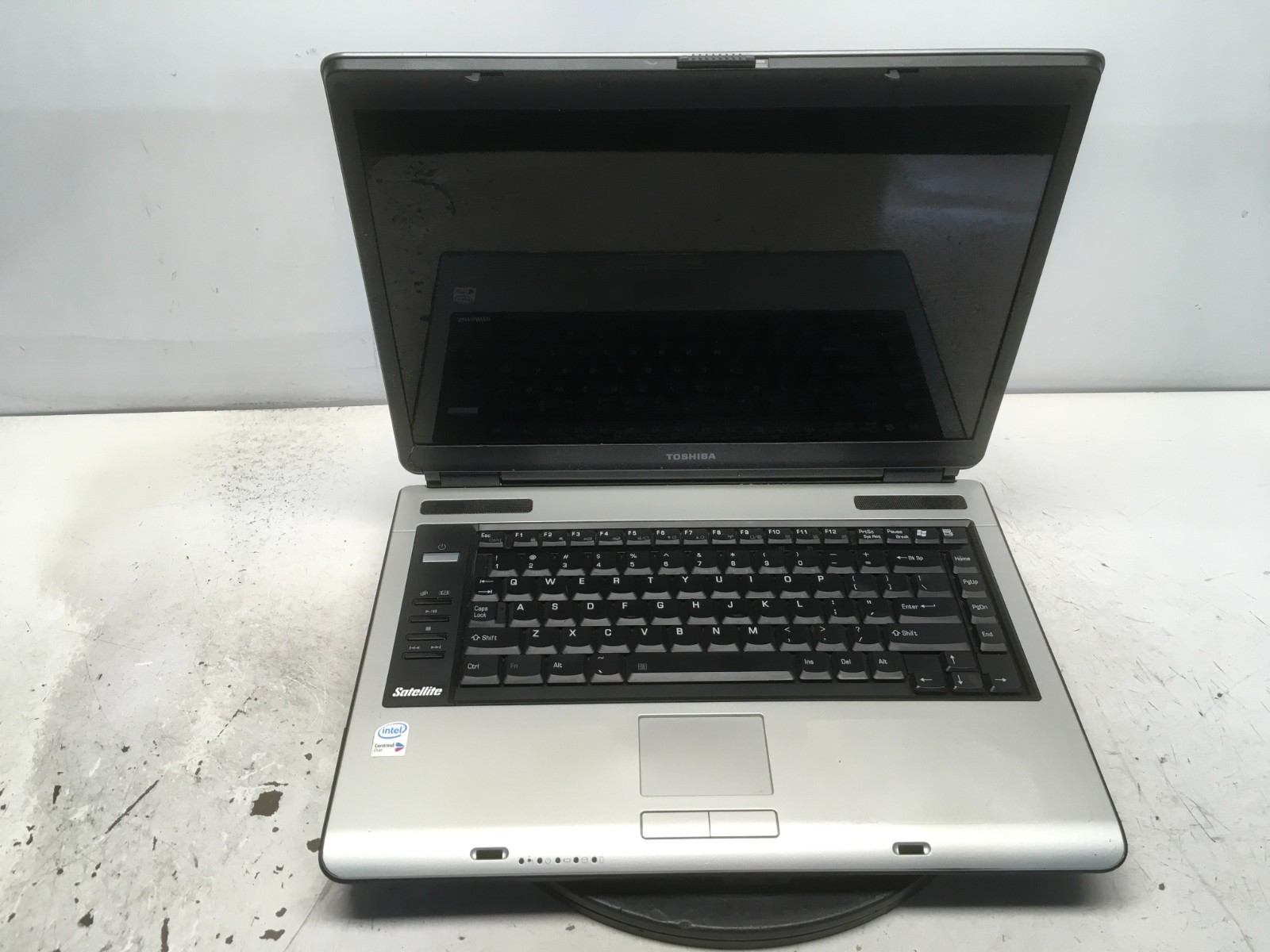 Toshiba Satellite A105-S4094 Intel Core Duo T2250 1.73GHz 1563 MB NO HDD No Batt