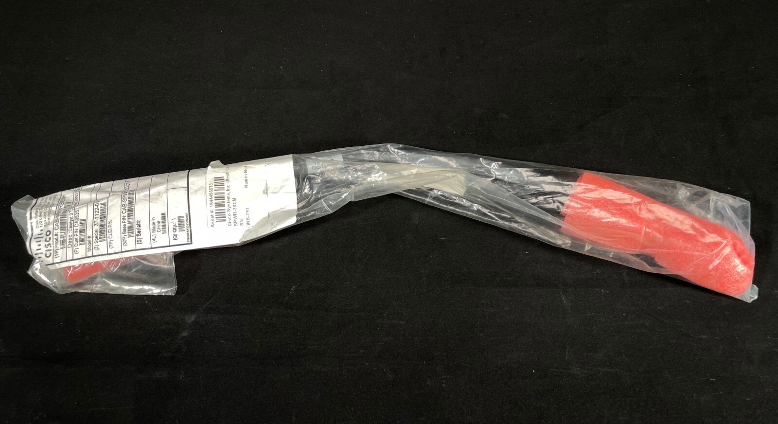 NEW Cisco Genuine  CAB-SPWR-30CM  3750X/3850 Stack Power Cable 37-1122-01
