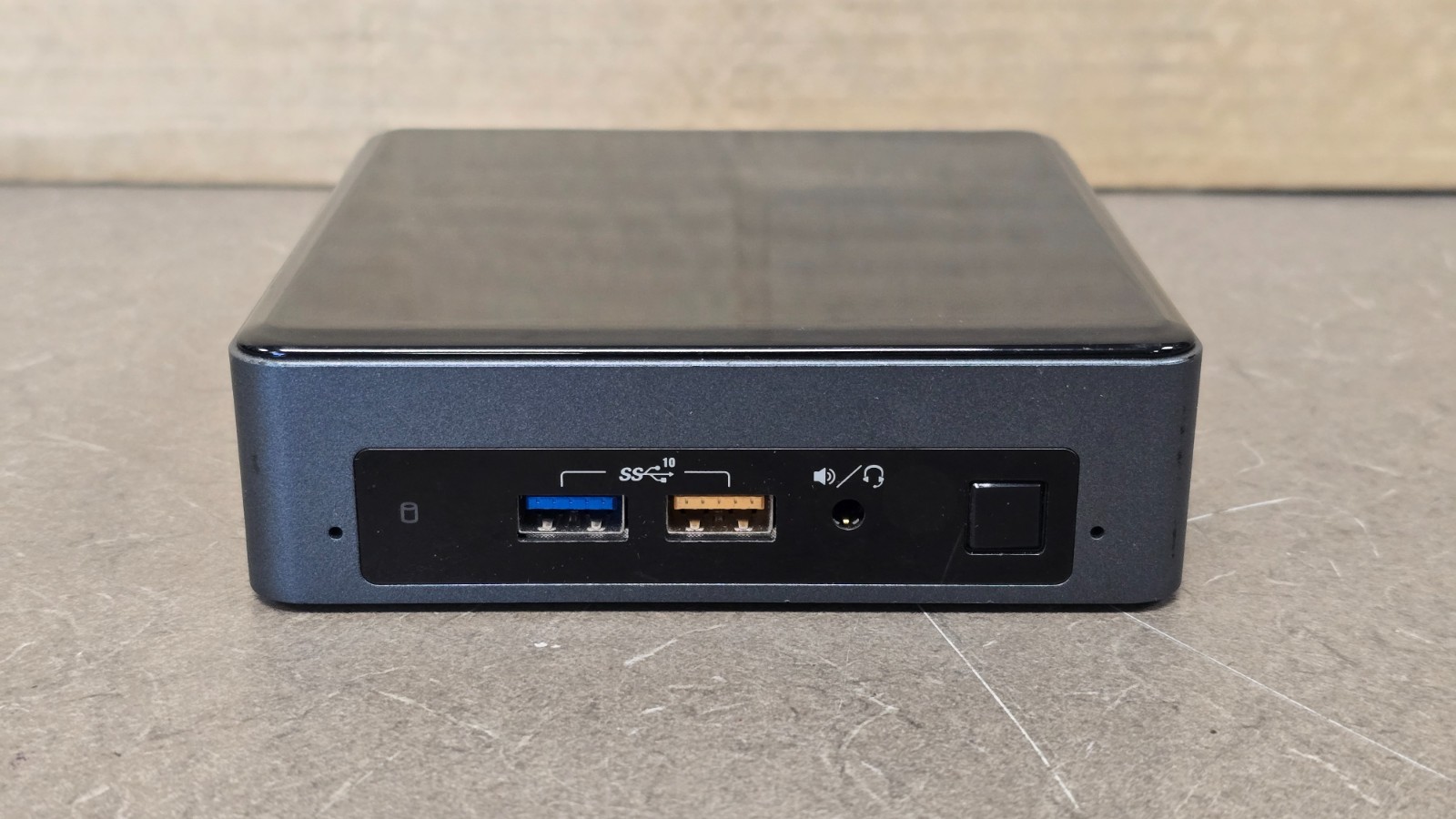 Intel NUC 8 NUC8BEK Mini PC, i3 8th Gen 8GB, 256GB NVMe, no AC#21