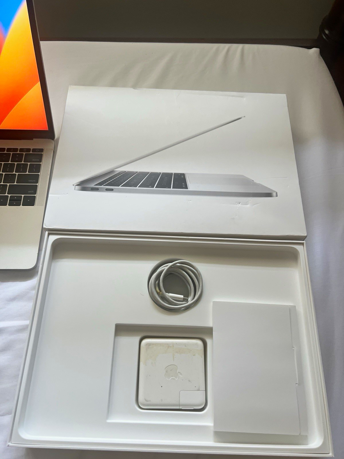 Apple MacBook Pro 13" 2017 Silver i5 2.3GHz 8GB 128GB SSD A1708