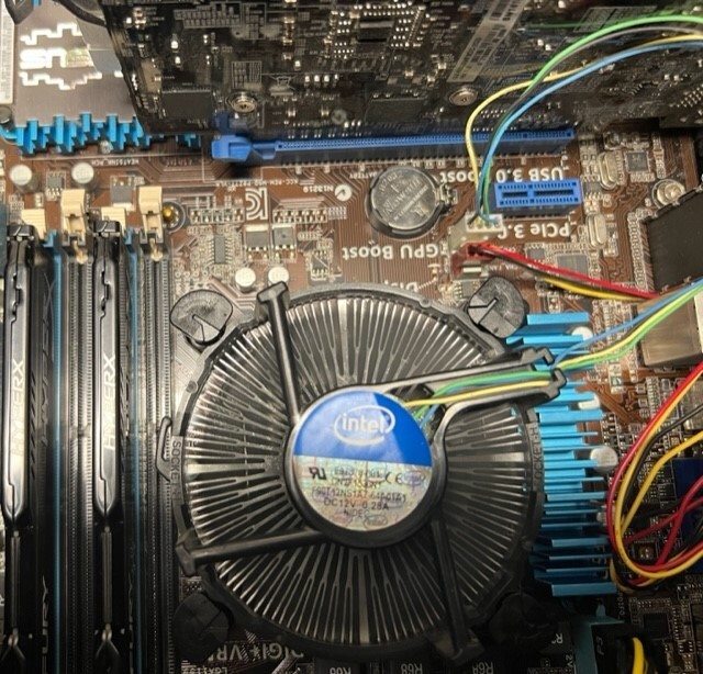 Asus P8Z77-V LK LGA 1155  Motherboard W/ i7 2600K 3.4GHZ W/ 16GB MEMORY W/ HEATS