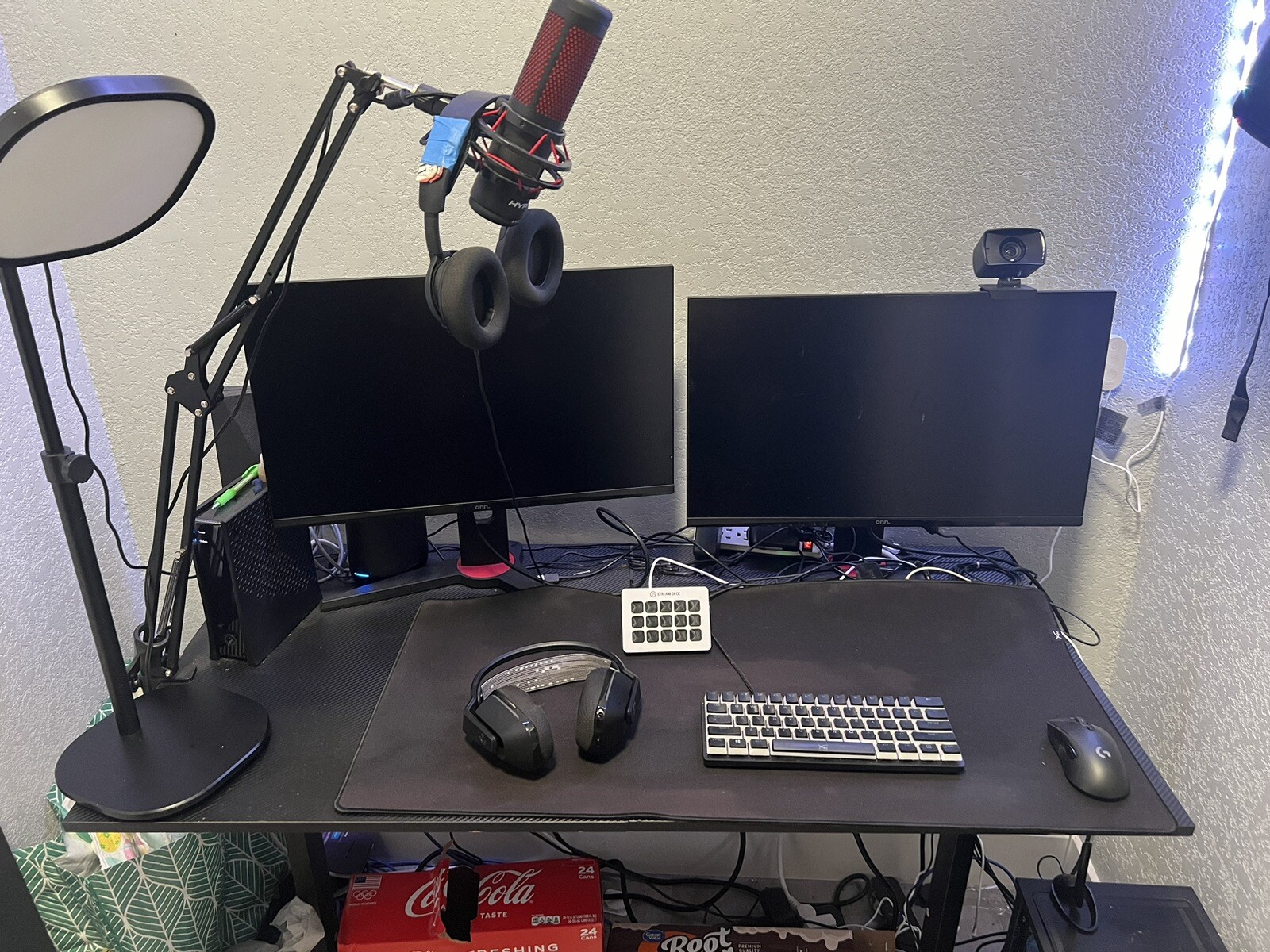 gaming setup streaming