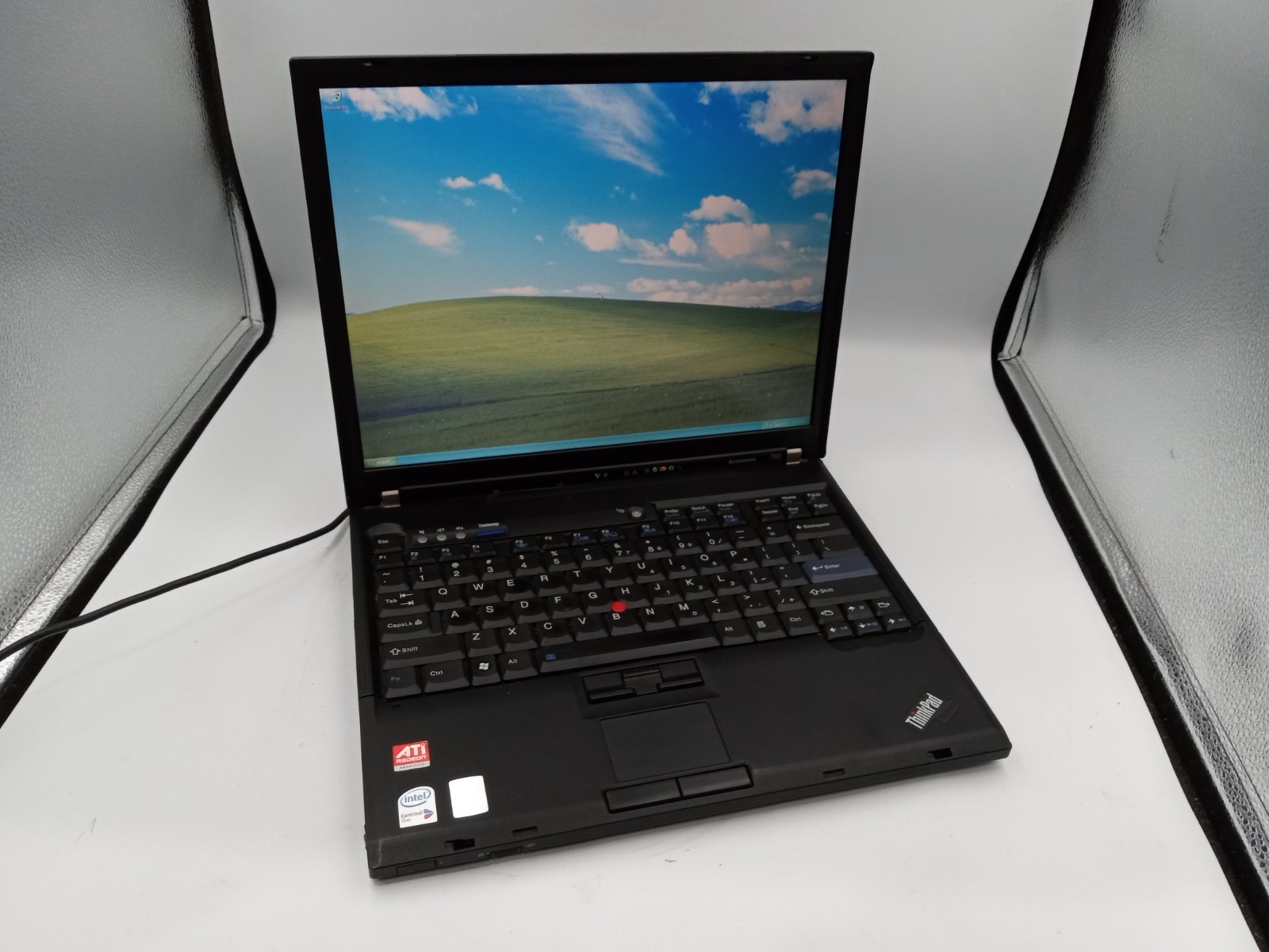 Lenovo ThinkPad T60 14" Laptop Intel 2.0GHz 2GB 320GB Windows XP ATI X1400 -RR